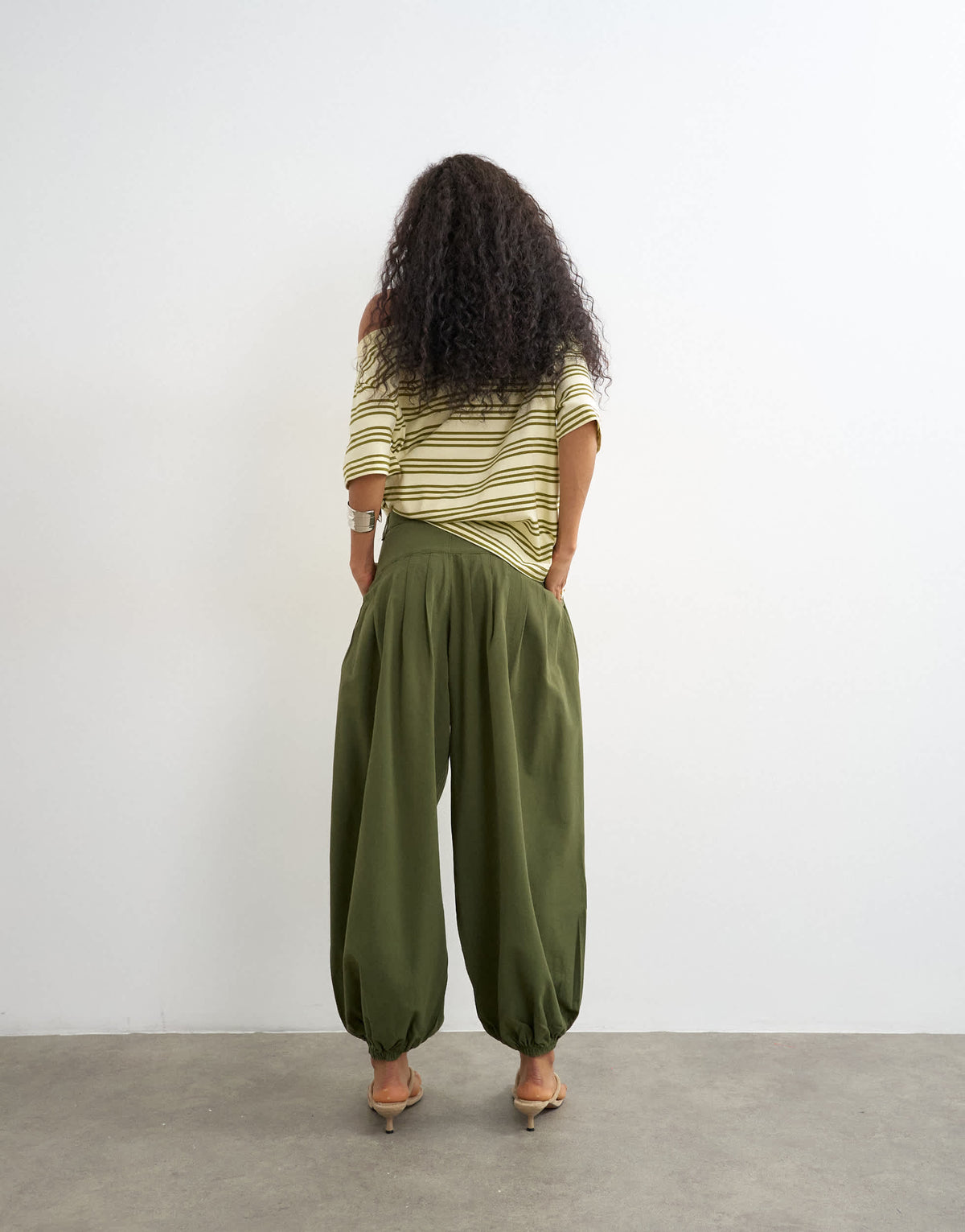 Topshop deep yoke balloon trouser in khaki