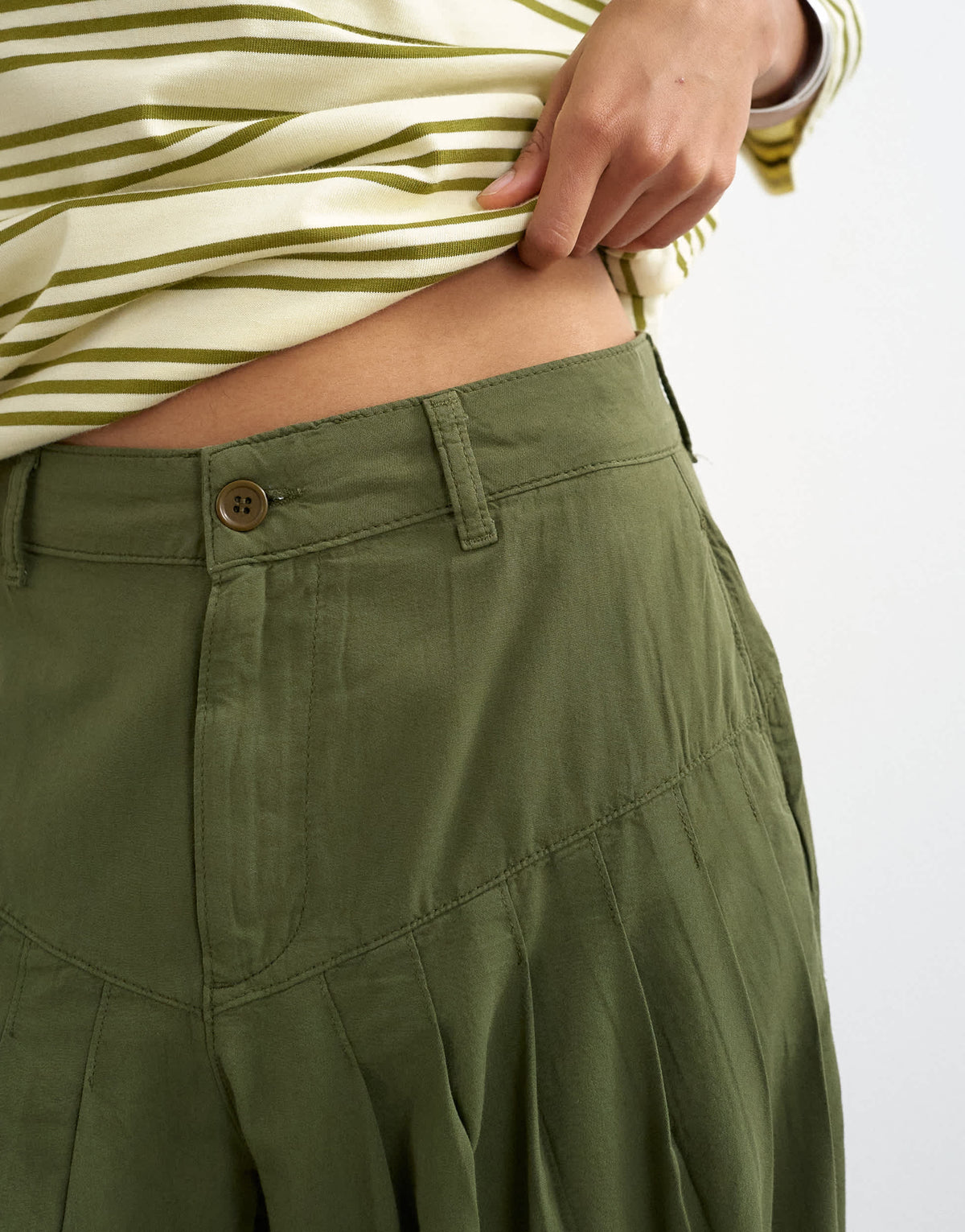 Topshop deep yoke balloon trouser in khaki