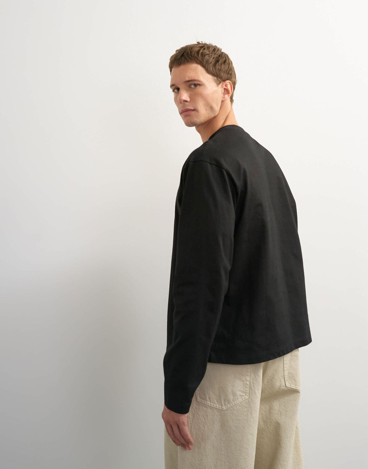 Topman relaxed fit crop long sleeve t-shirt in black