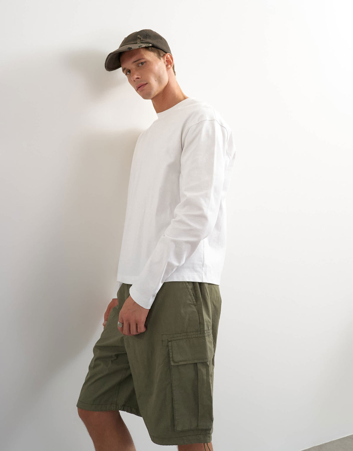 Topman relaxed fit crop long sleeve t-shirt in white