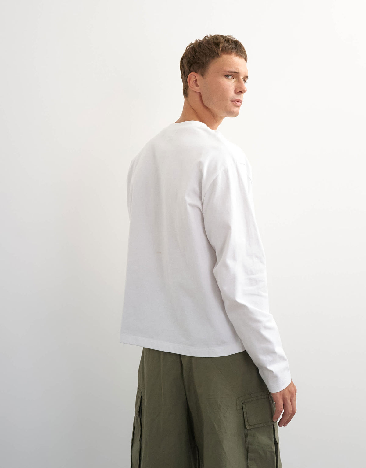 Topman relaxed fit crop long sleeve t-shirt in white