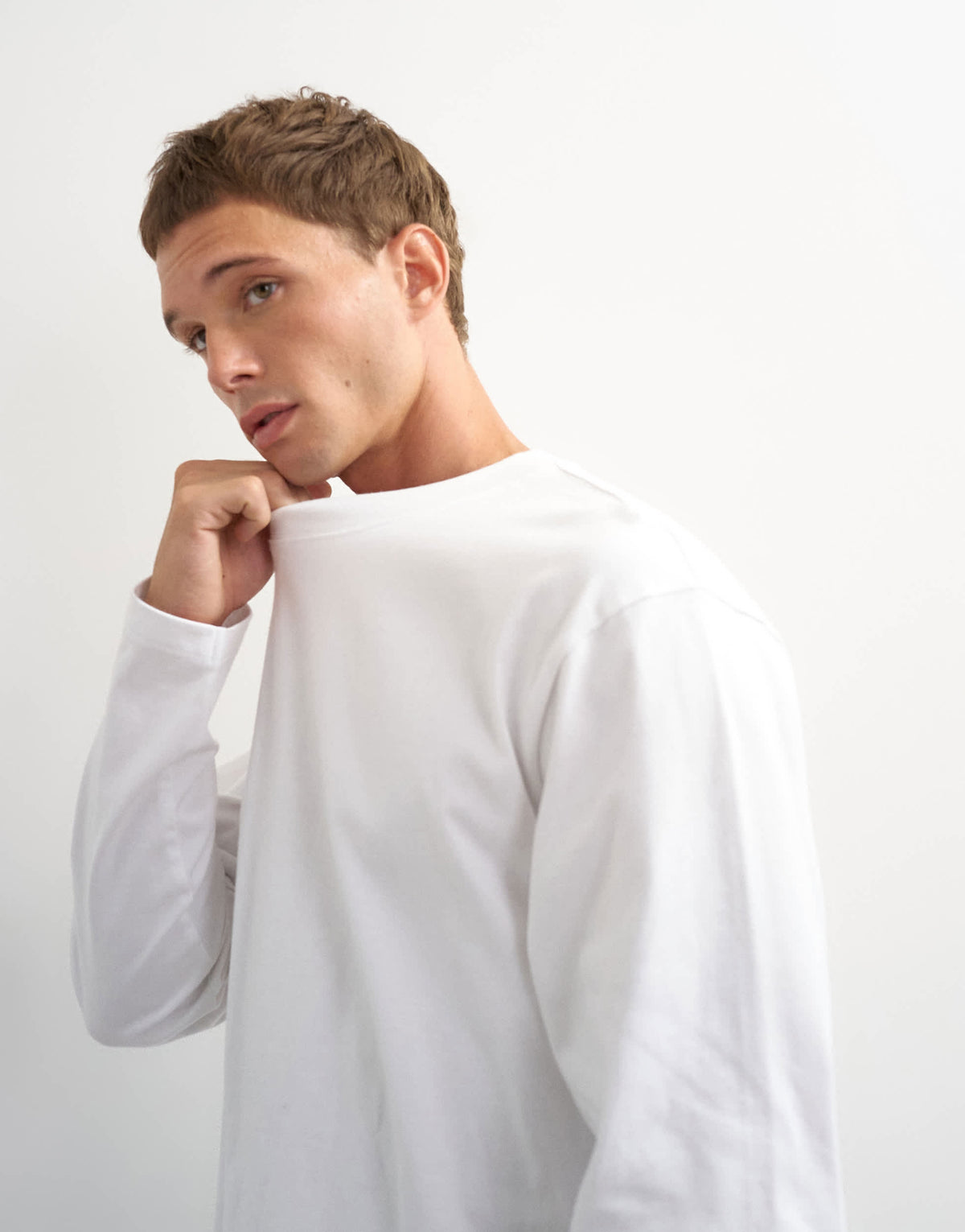Topman relaxed fit crop long sleeve t-shirt in white