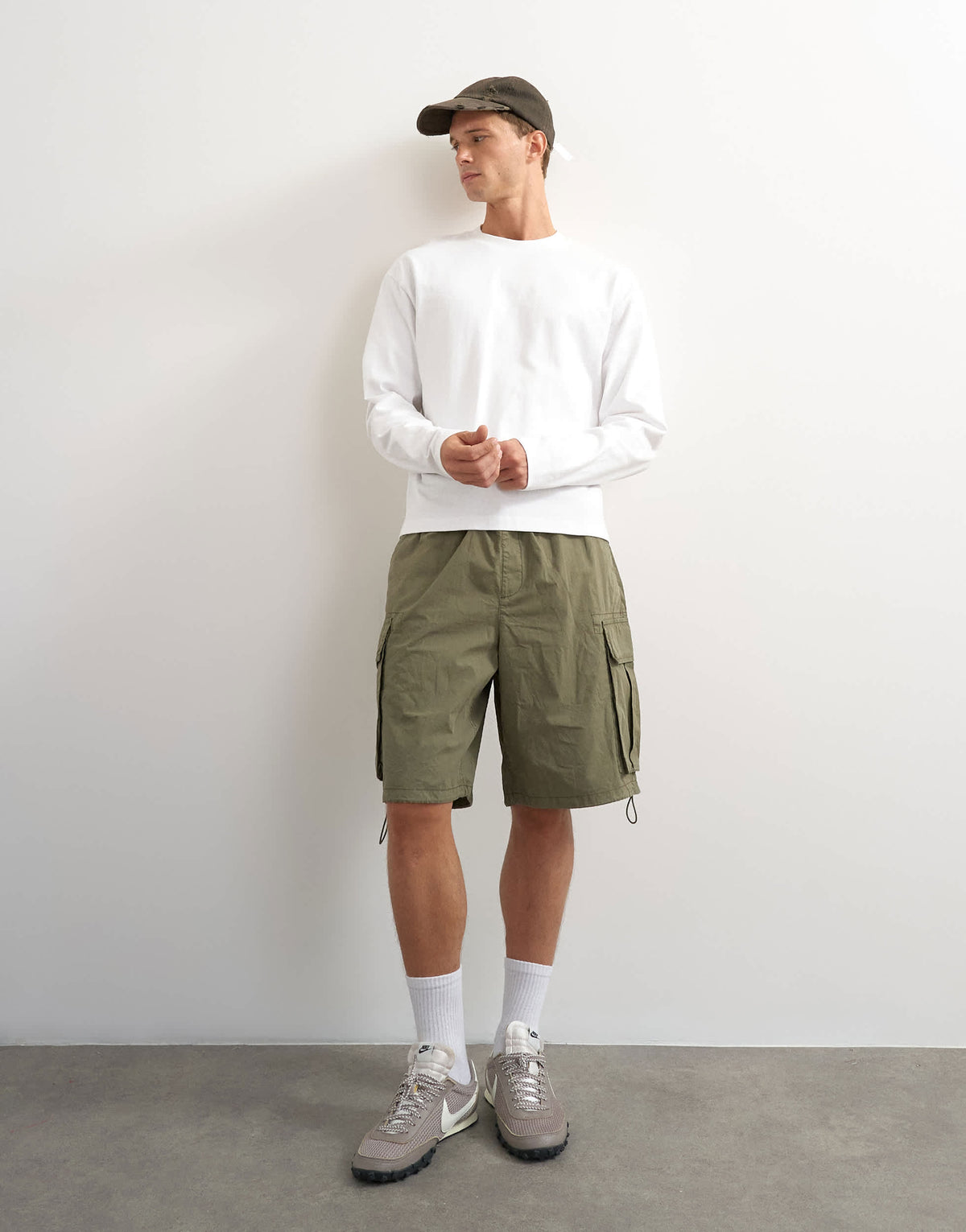 Topman relaxed fit crop long sleeve t-shirt in white