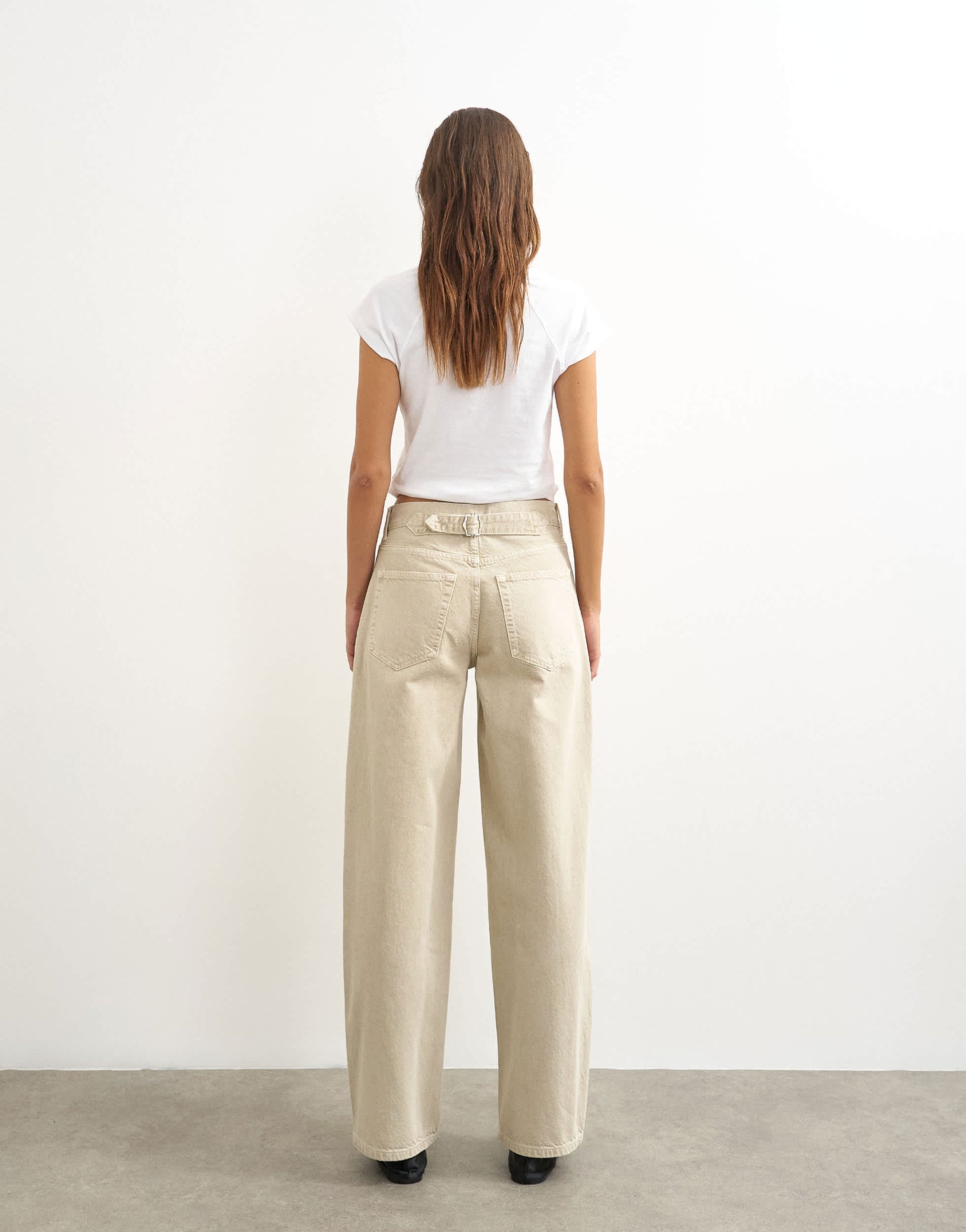 Topshop Cinch low rise relaxed jean in oat