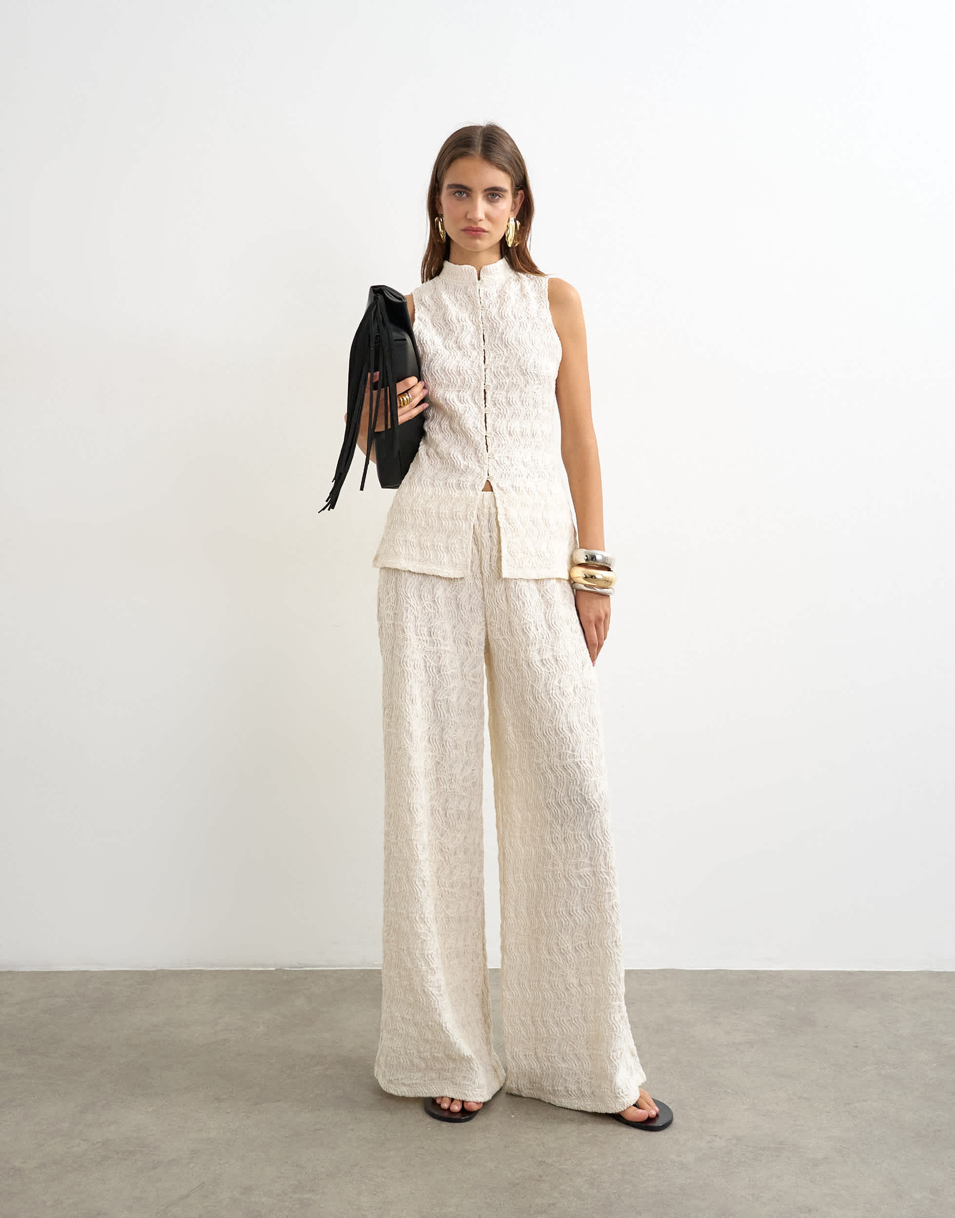 Ensemble Topshop avec pantalon large en dentelle brodée, couleur crème