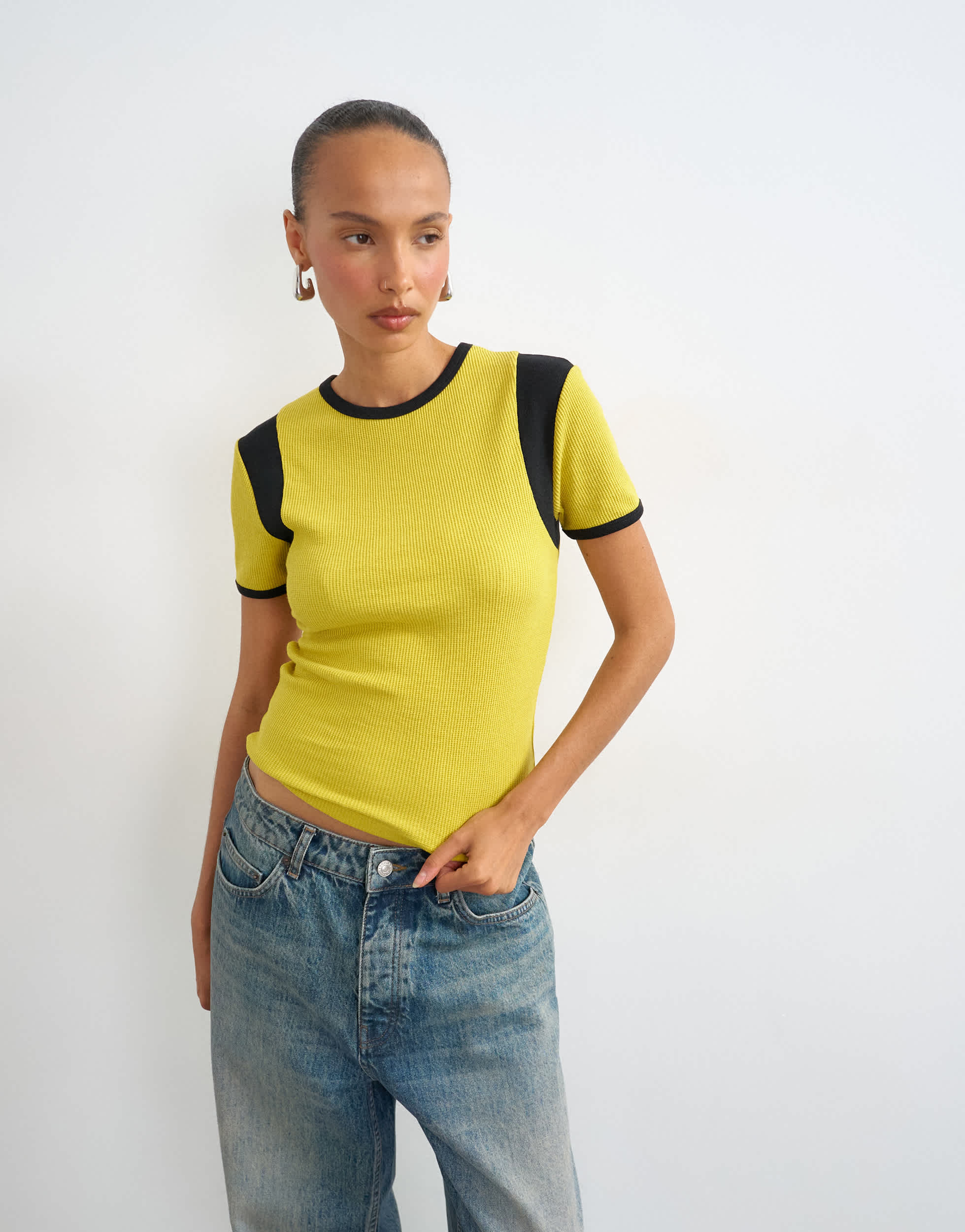 Topshop Waffel-T-Shirt mit Farbblock-Design in Gelb