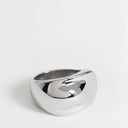 Bague imperméable en acier inoxydable « Roma » de Topshop, couleur or