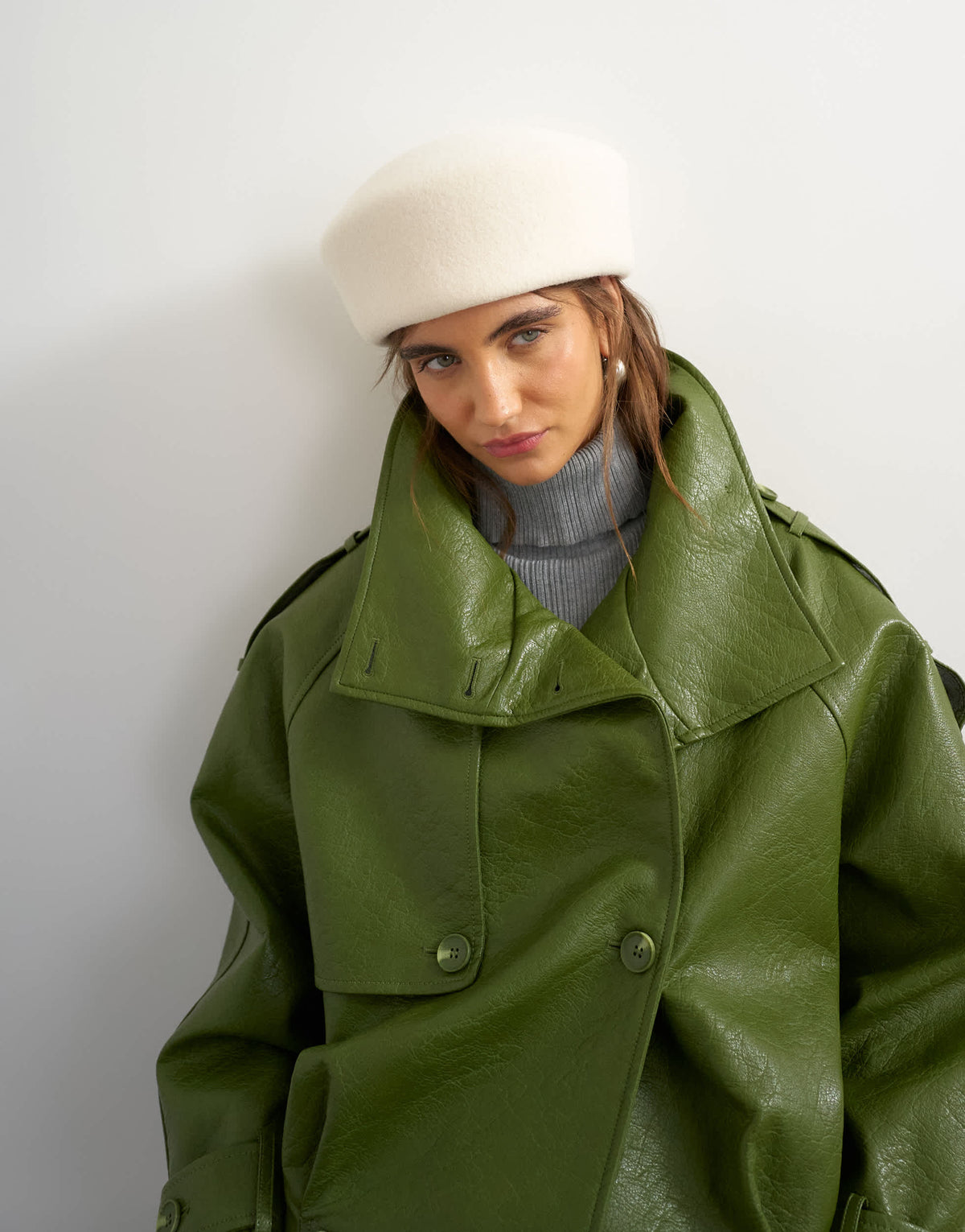 Topshop pillbox hat in off white