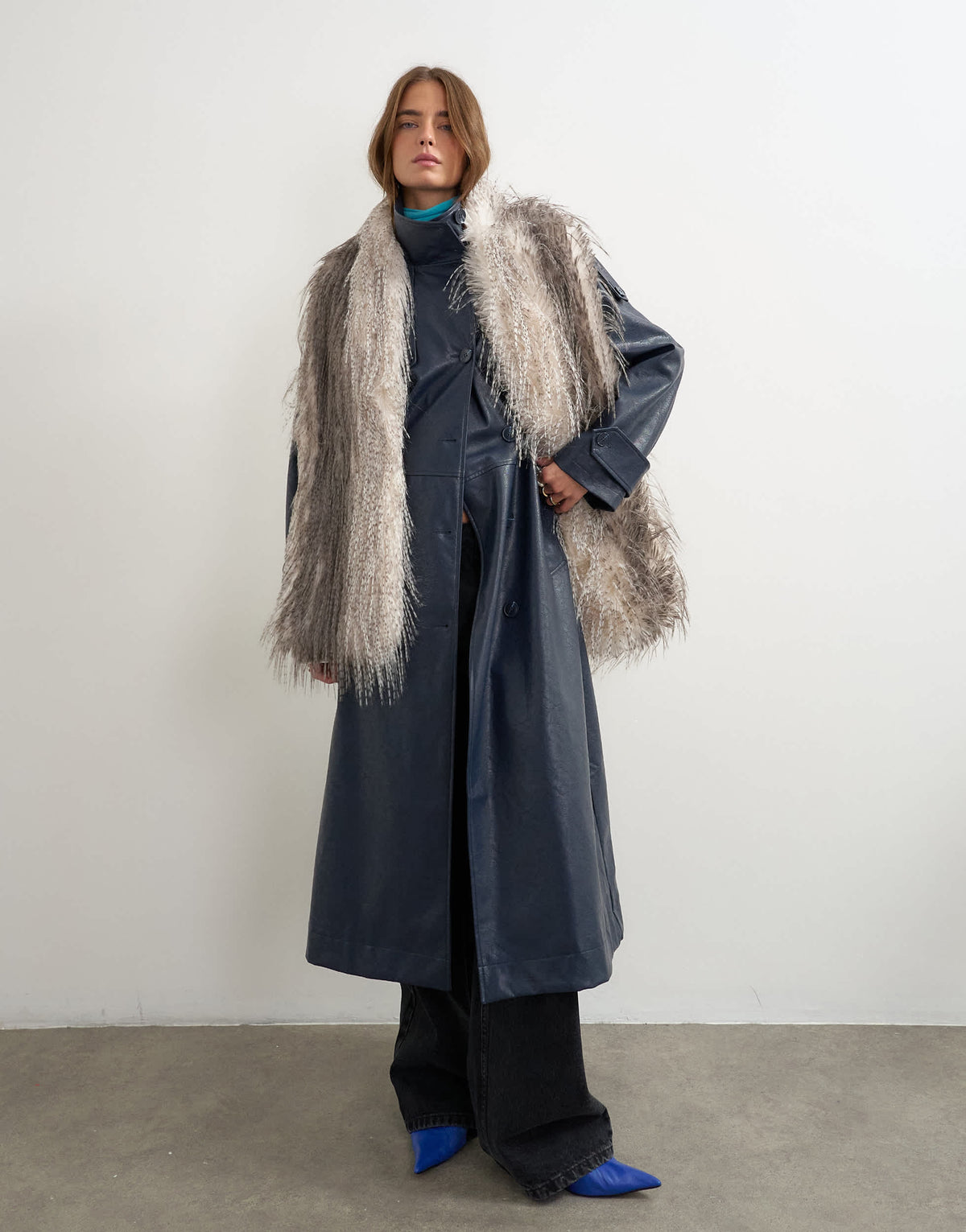 Topshop Sandy wispy faux fur scarf in off white and grey