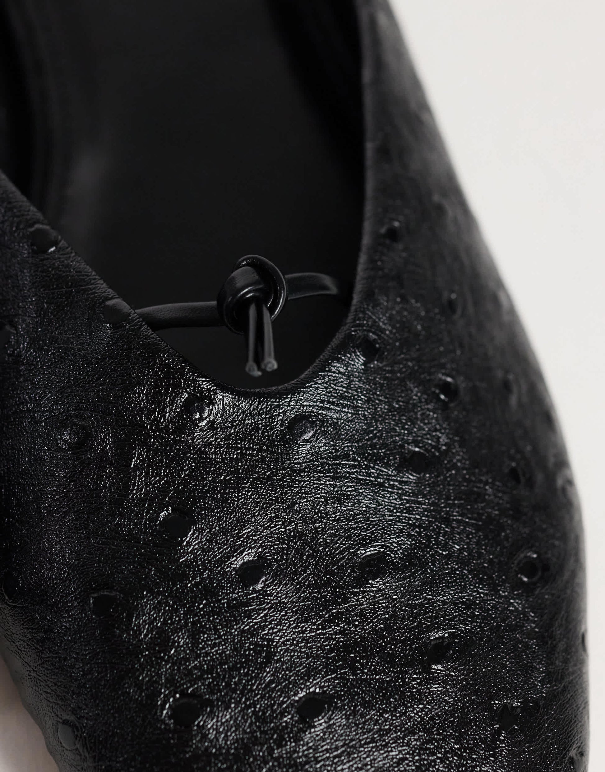 Topshop Blythe knotted flat mule in black textured