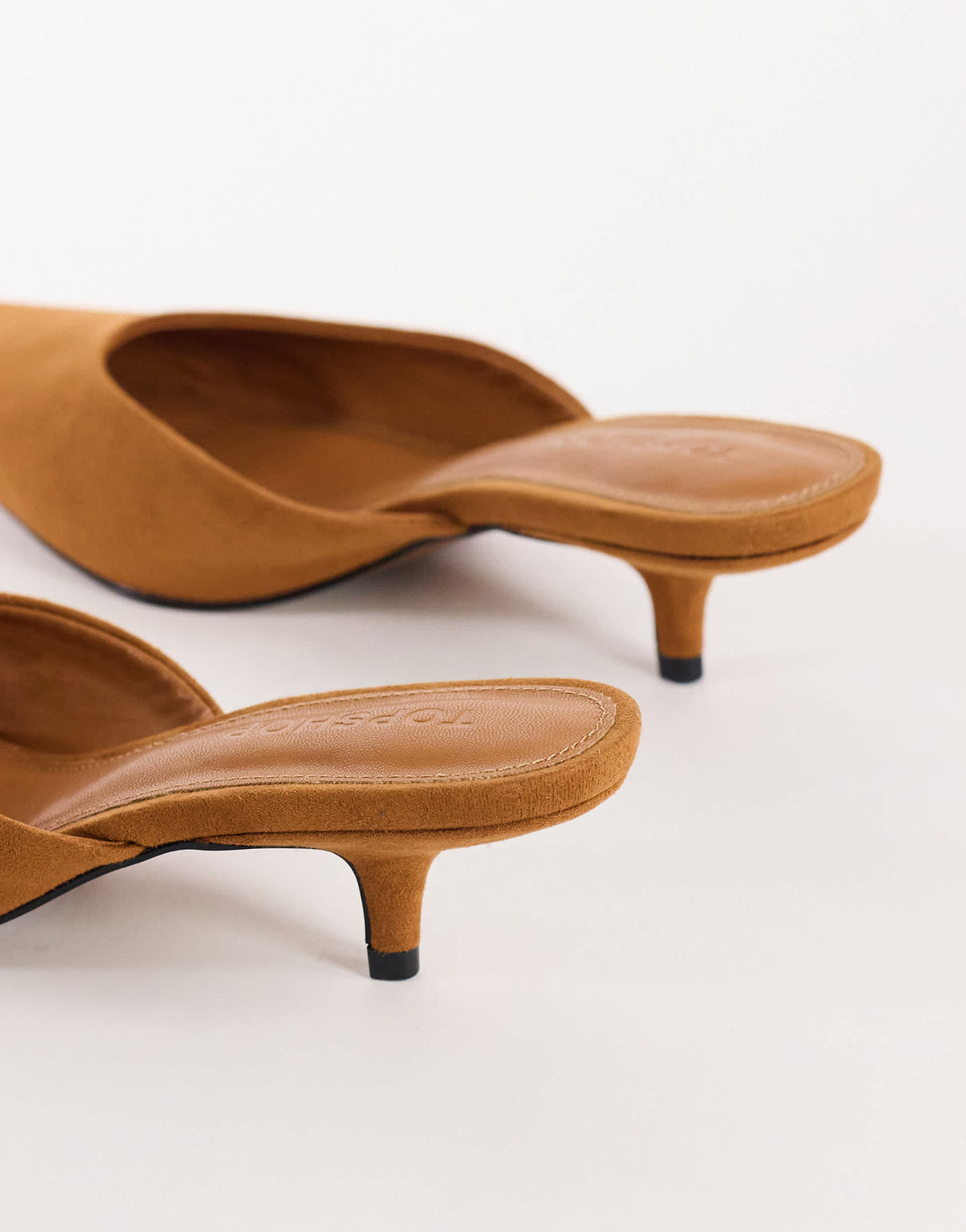 Topshop Gigi kitten heel court shoe in chestnut faux suede