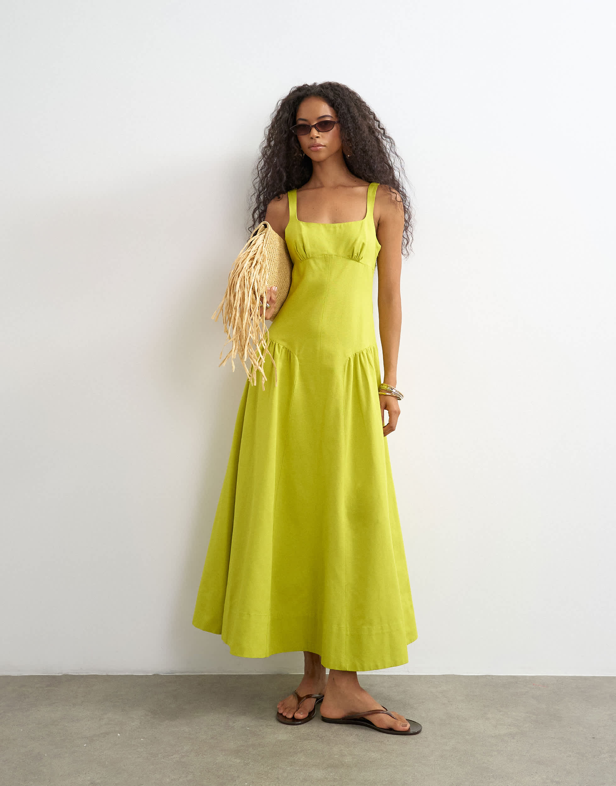 Maxikleid mit tiefem Taillenbund von Topshop in Grün