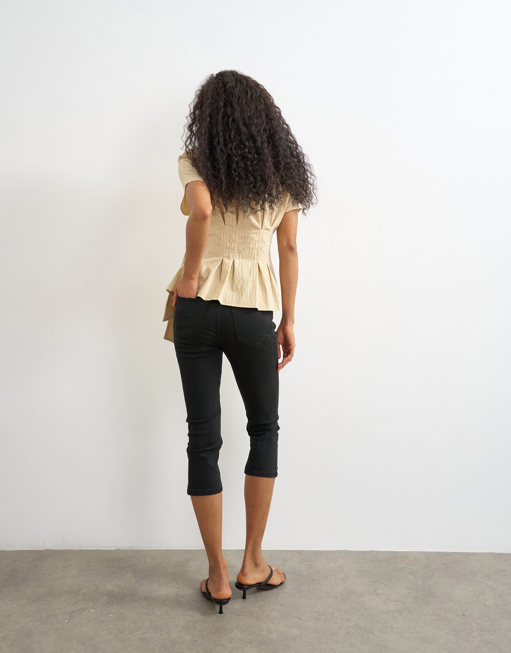Topshop high rise capris jean in Black