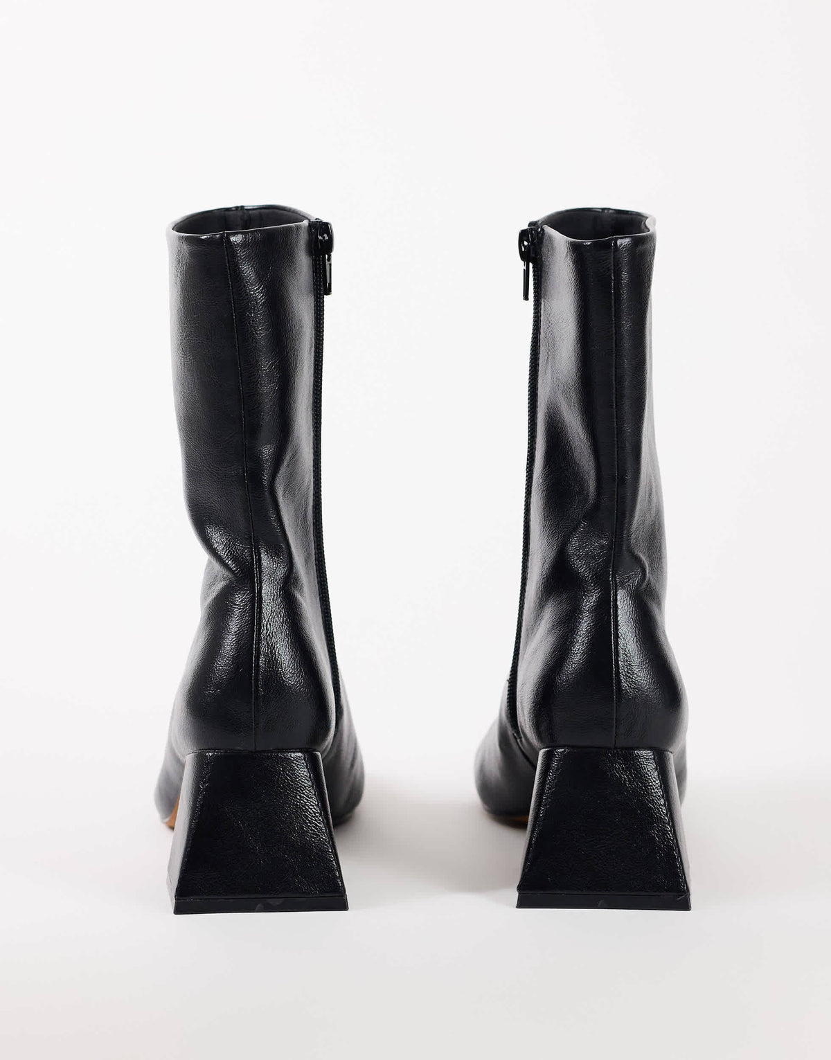 Topshop Kenton block heel ankle boot in black