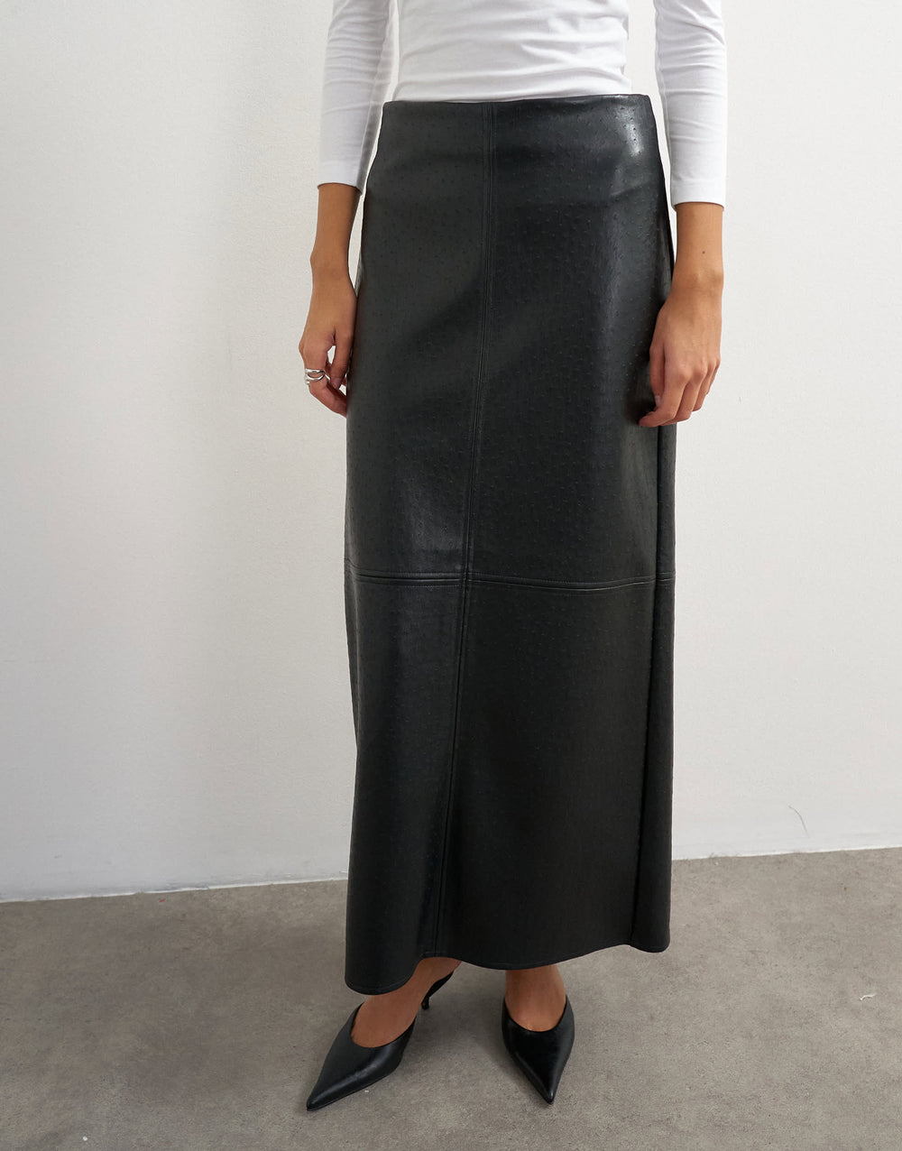 Topshop-Maxirock aus Straußenlederimitat mit Ziernähten in Schwarz