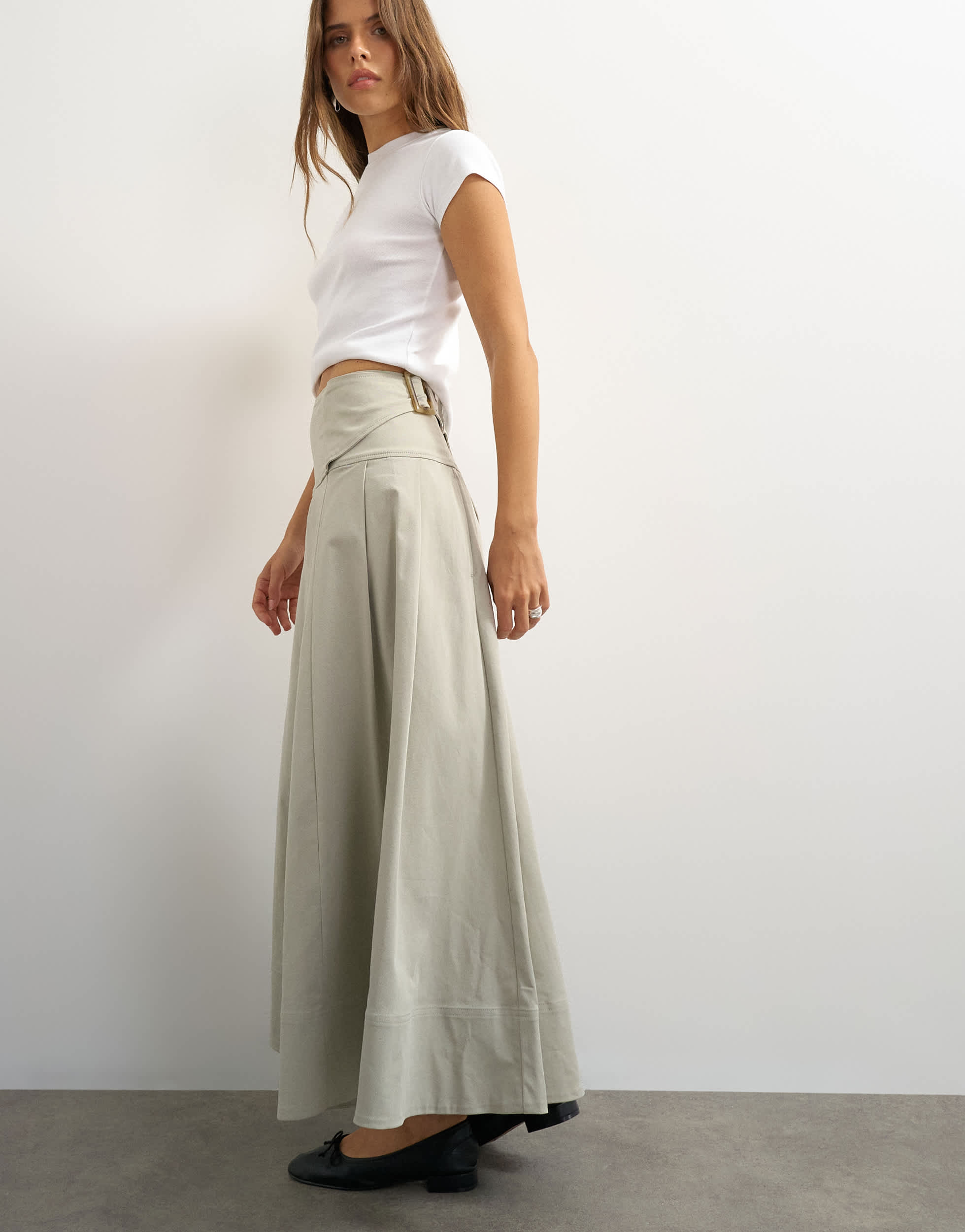 Topshop twill pleated midi skirt with belt detail in grey