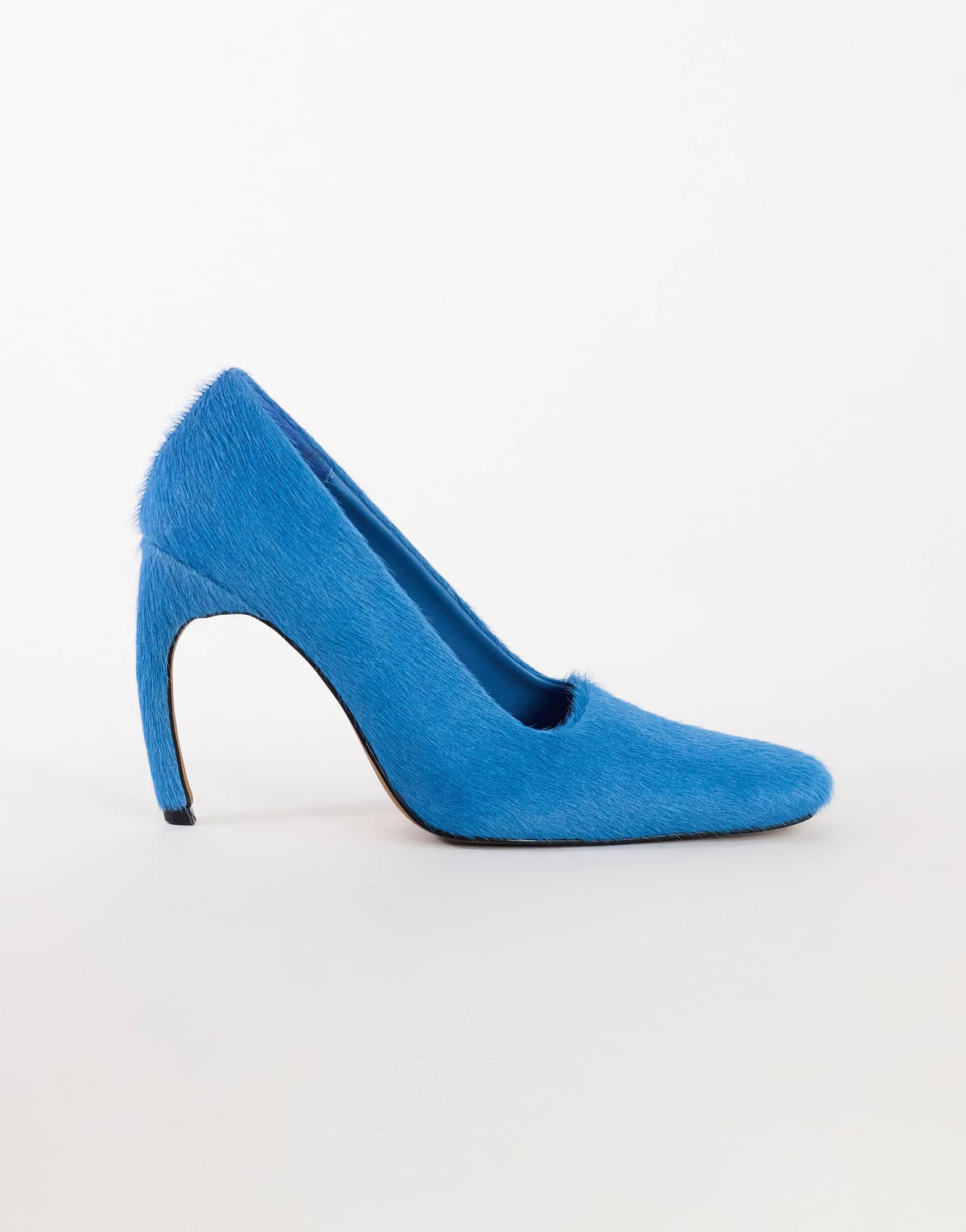 Topshop Amos chiselled banana heel court shoe in blue hair on real leather
