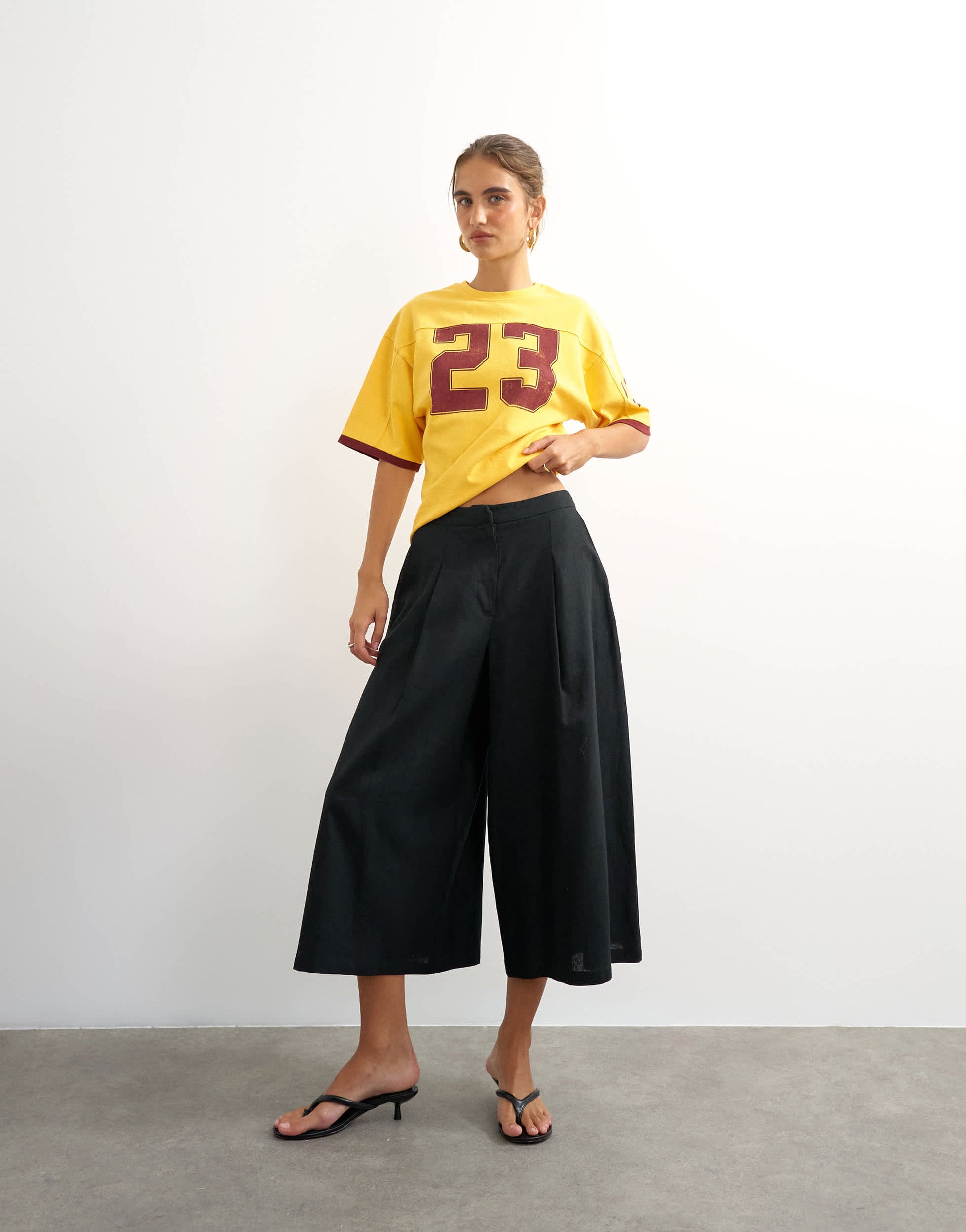 Topshop '23' graphic shrunken tee in orange