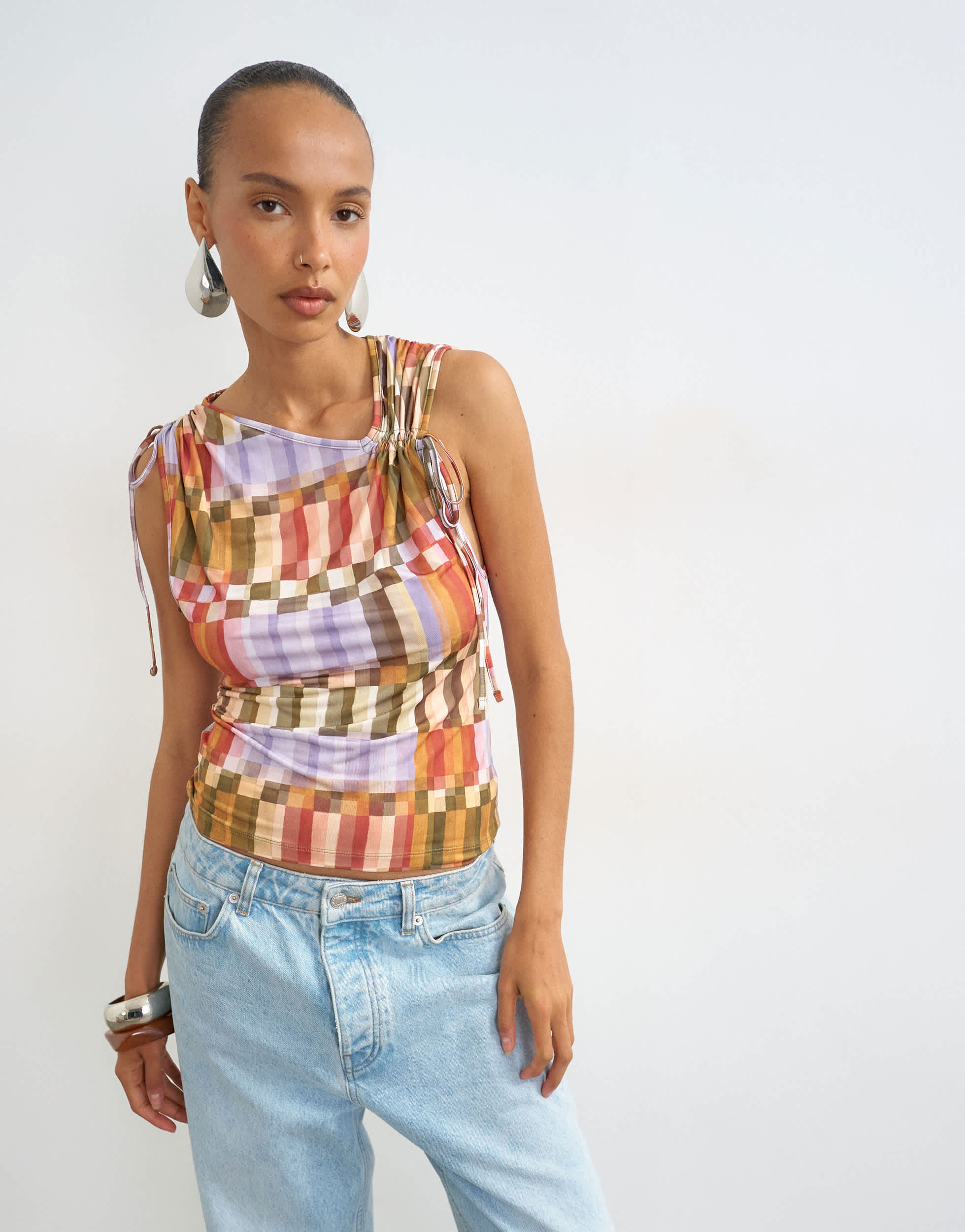 Topshop-Top mit Karomuster und gerafften Details in Rot
