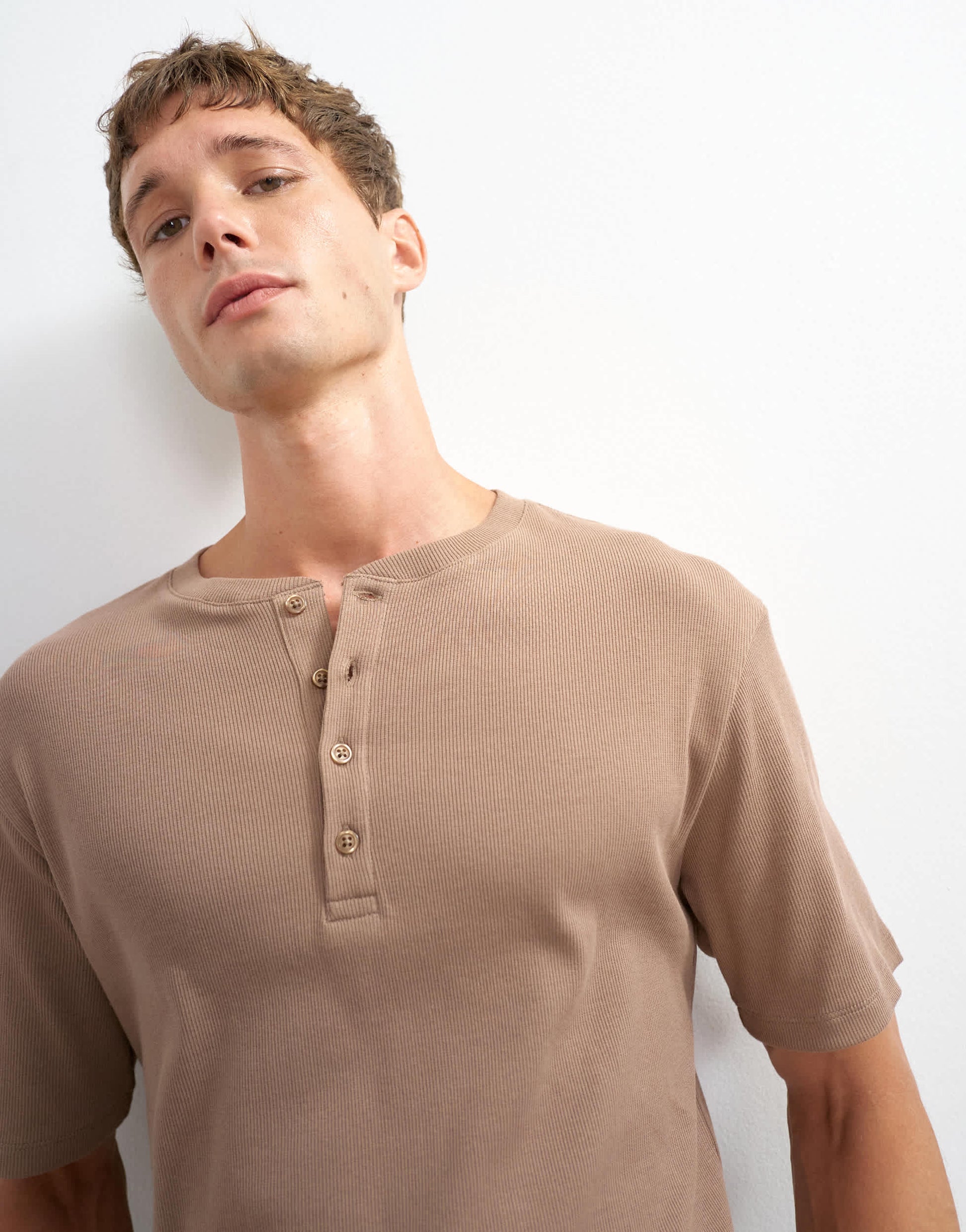 Topman slim fit rib henley t-shirt in light brown
