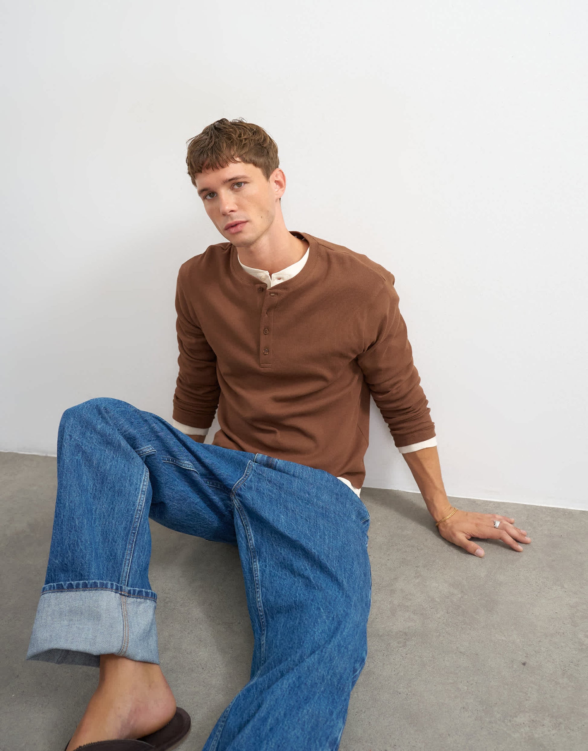 Topman slim fit long sleeve rib henley t-shirt in brown