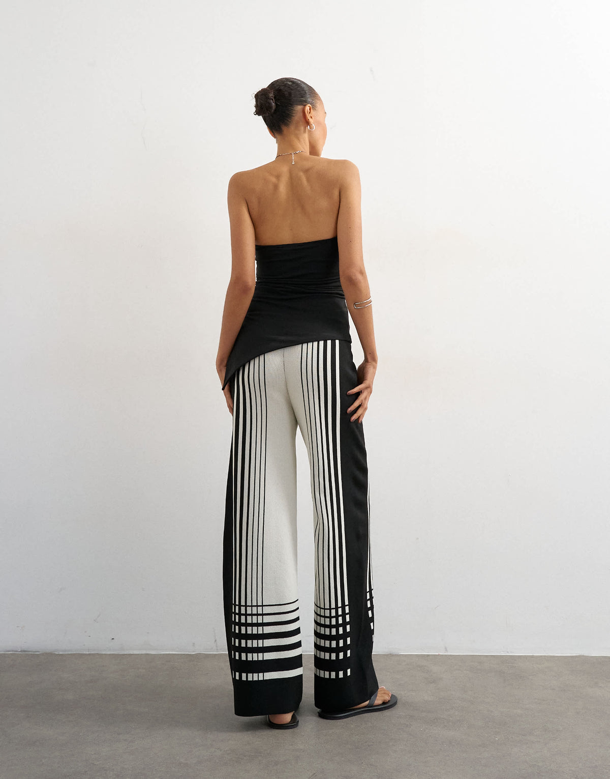 Topshop knitted wide leg trouser in black and ecru