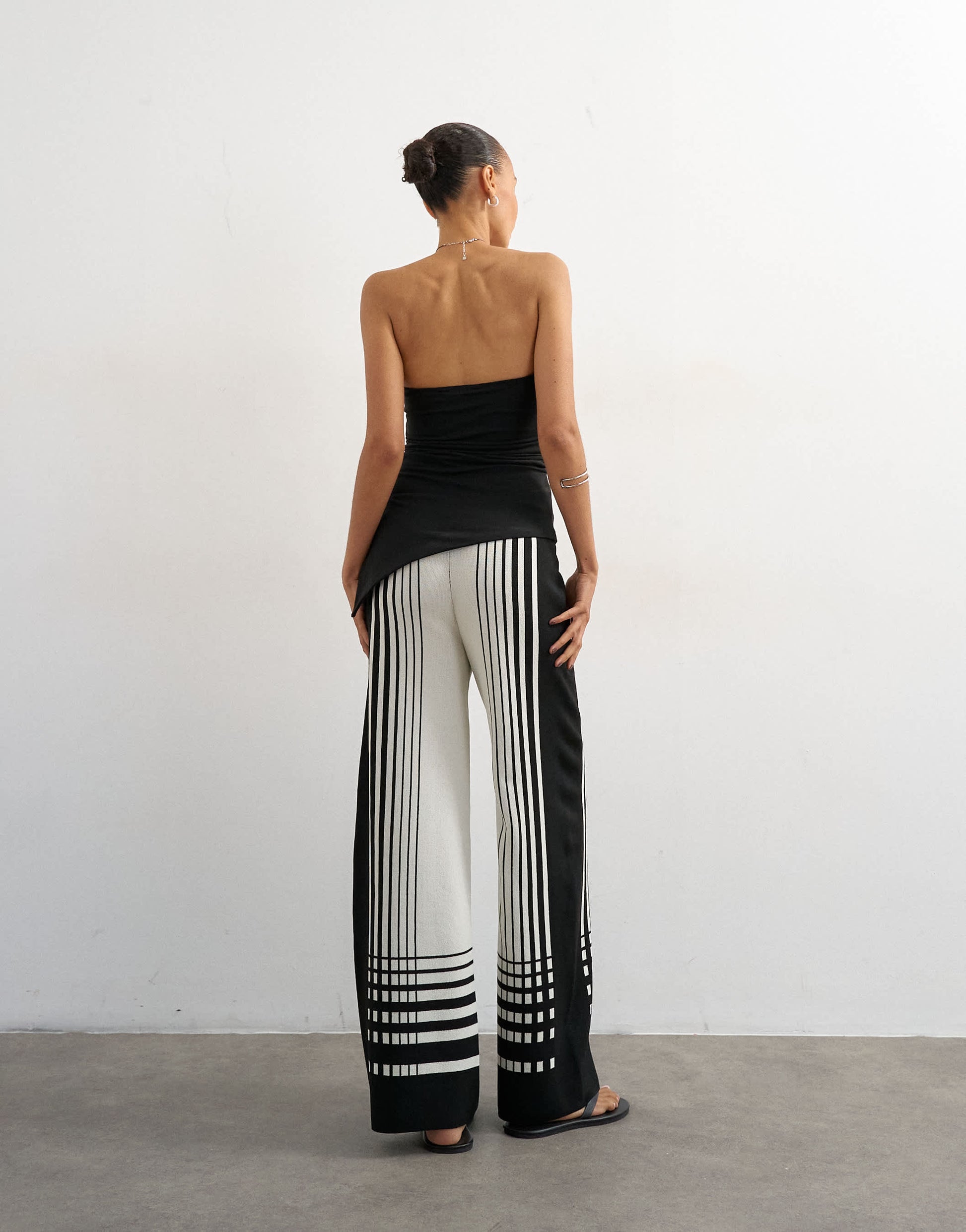 Topshop knitted wide leg trouser in black and ecru