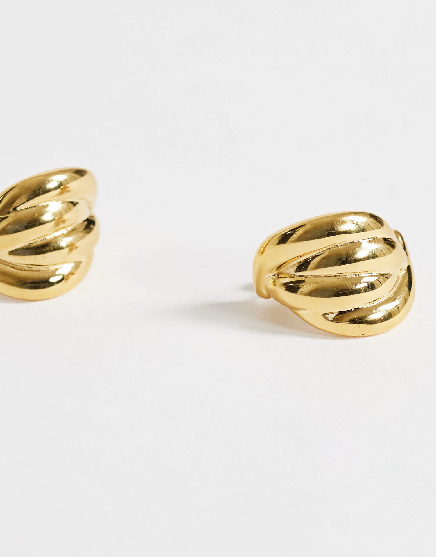 Topshop Emry waterproof stainless steel stud earring in gold