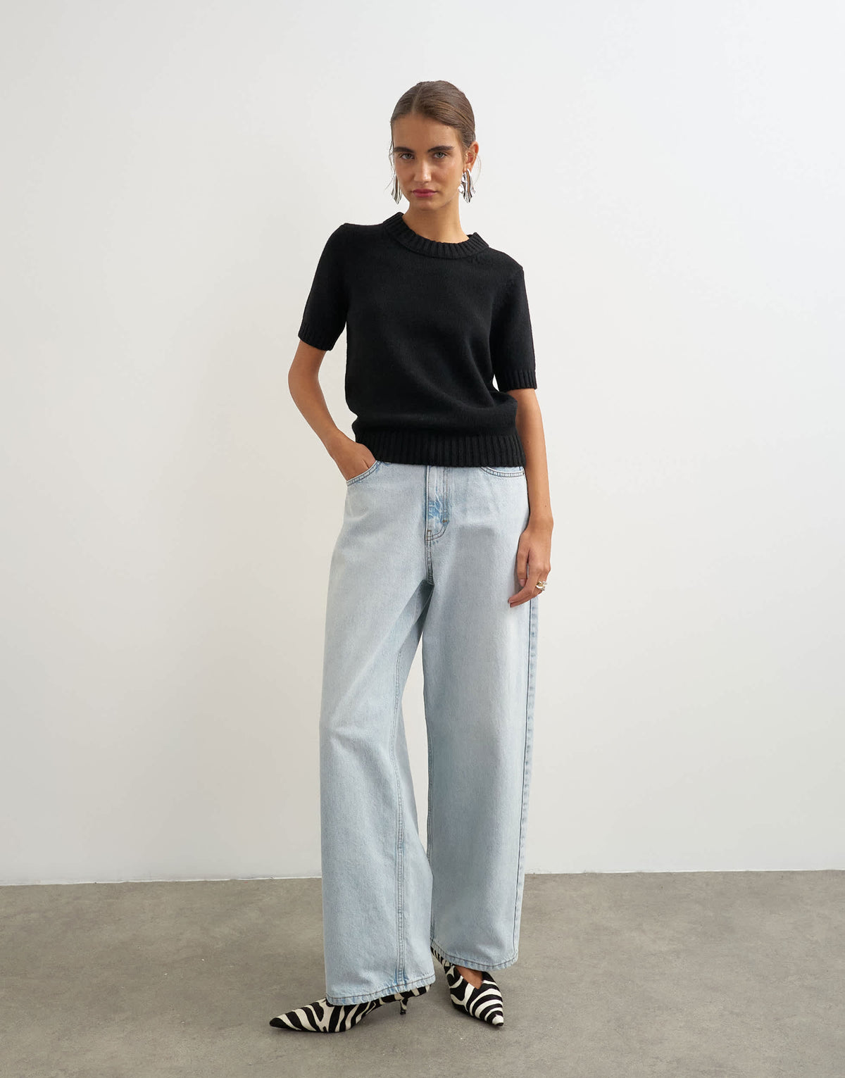 Topshop knitted premium pure lambswool short sleeve crew neck t-shirt in black with lilac tipping