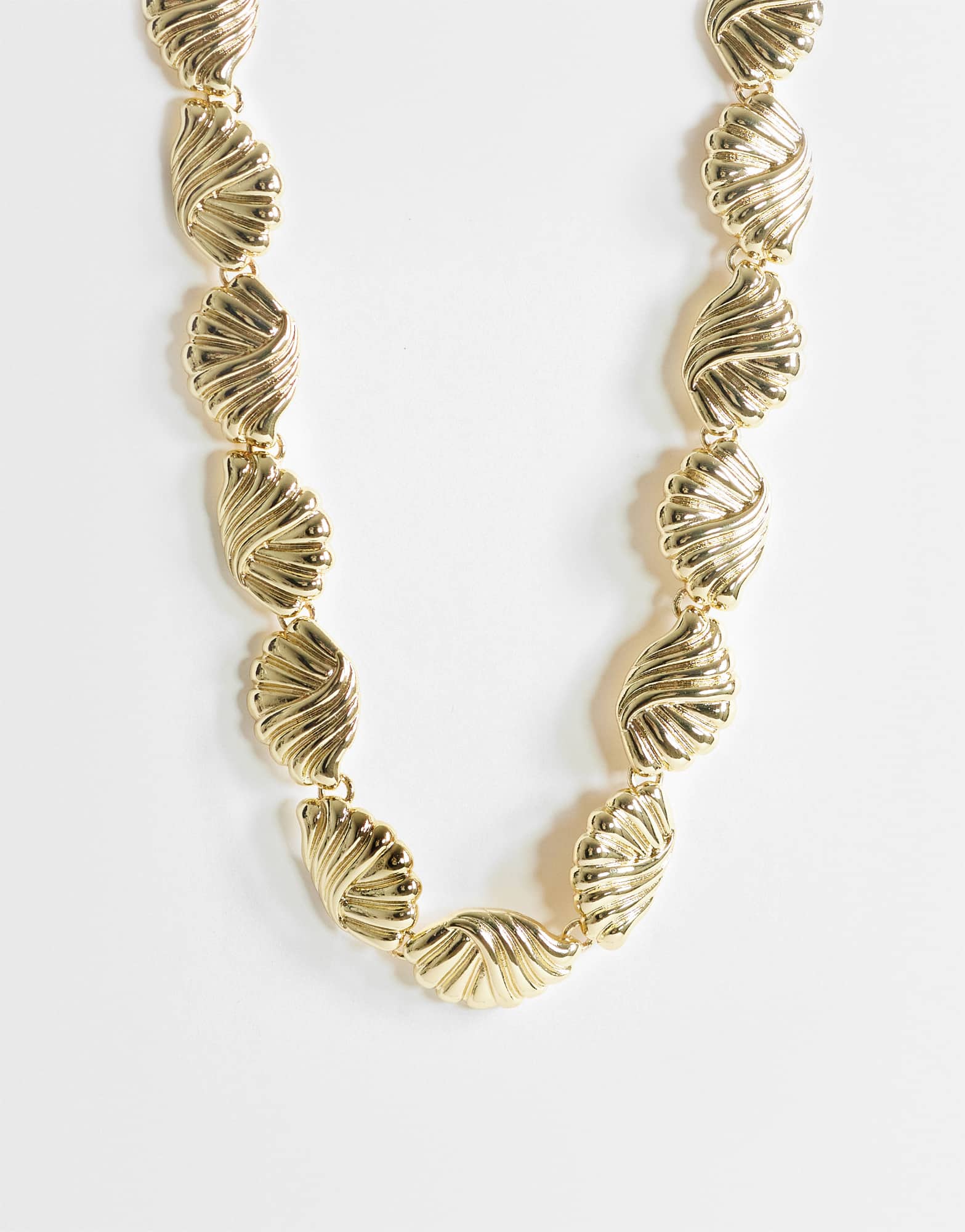 Topshop Naleigh swirl necklace in gold