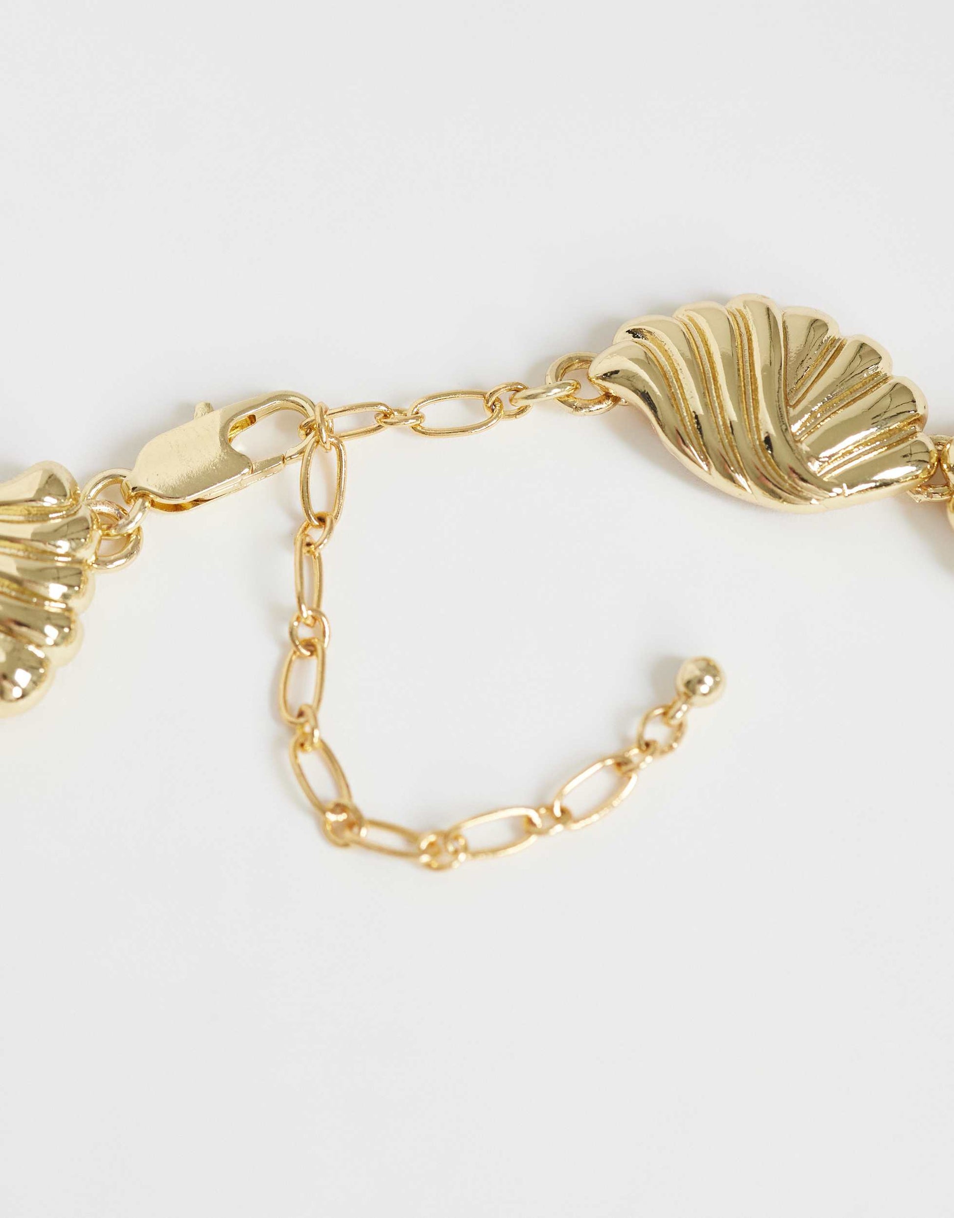 Topshop Naleigh swirl necklace in gold