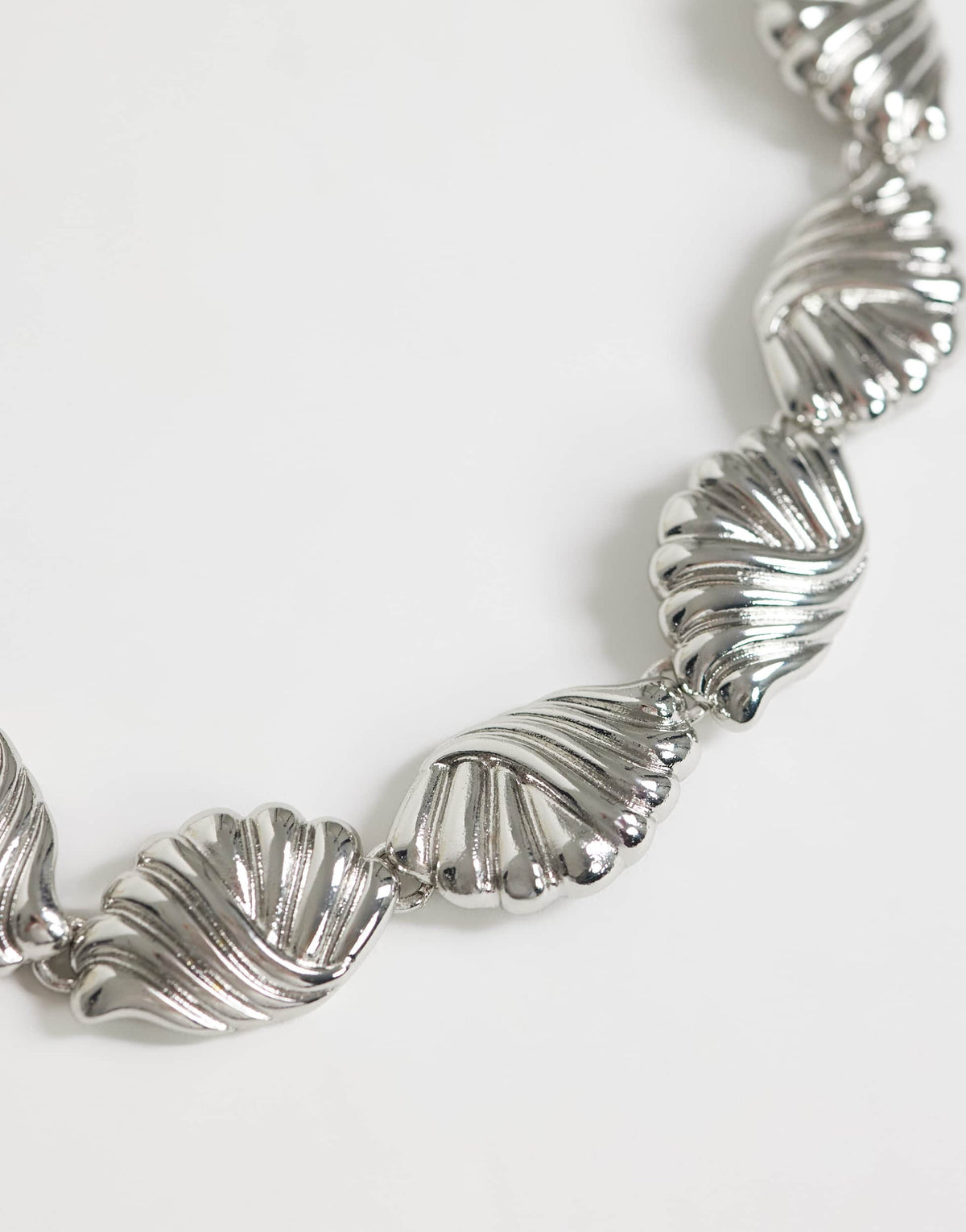 Topshop Naleigh swirl necklace in silver