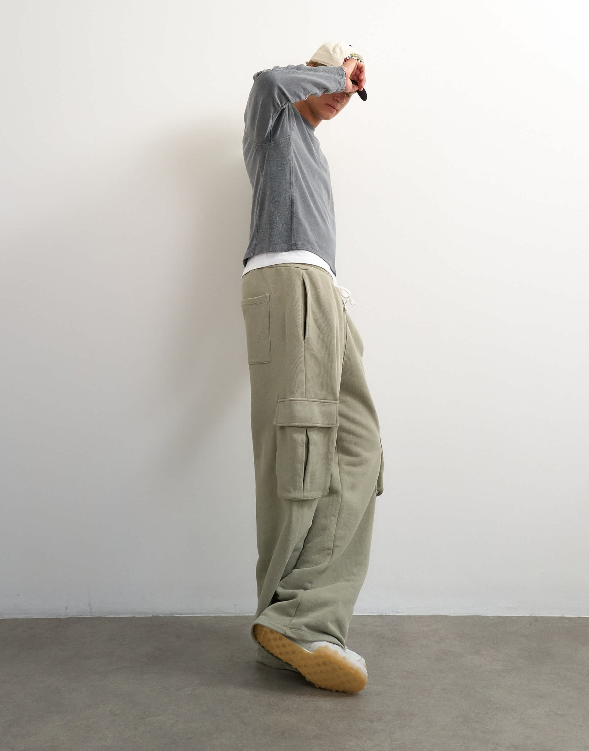 Topman baggy fit heavyweight twill jogger with cargo pockets in khaki