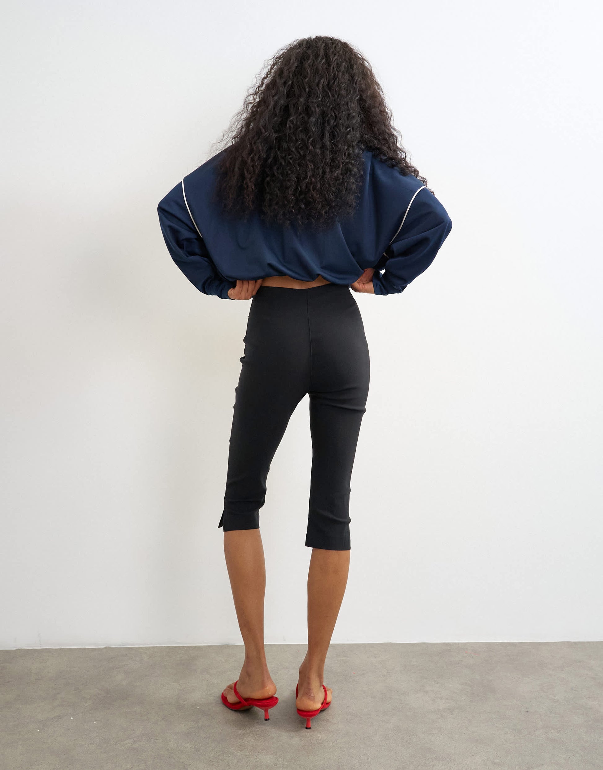 Topshop capri trouser in black