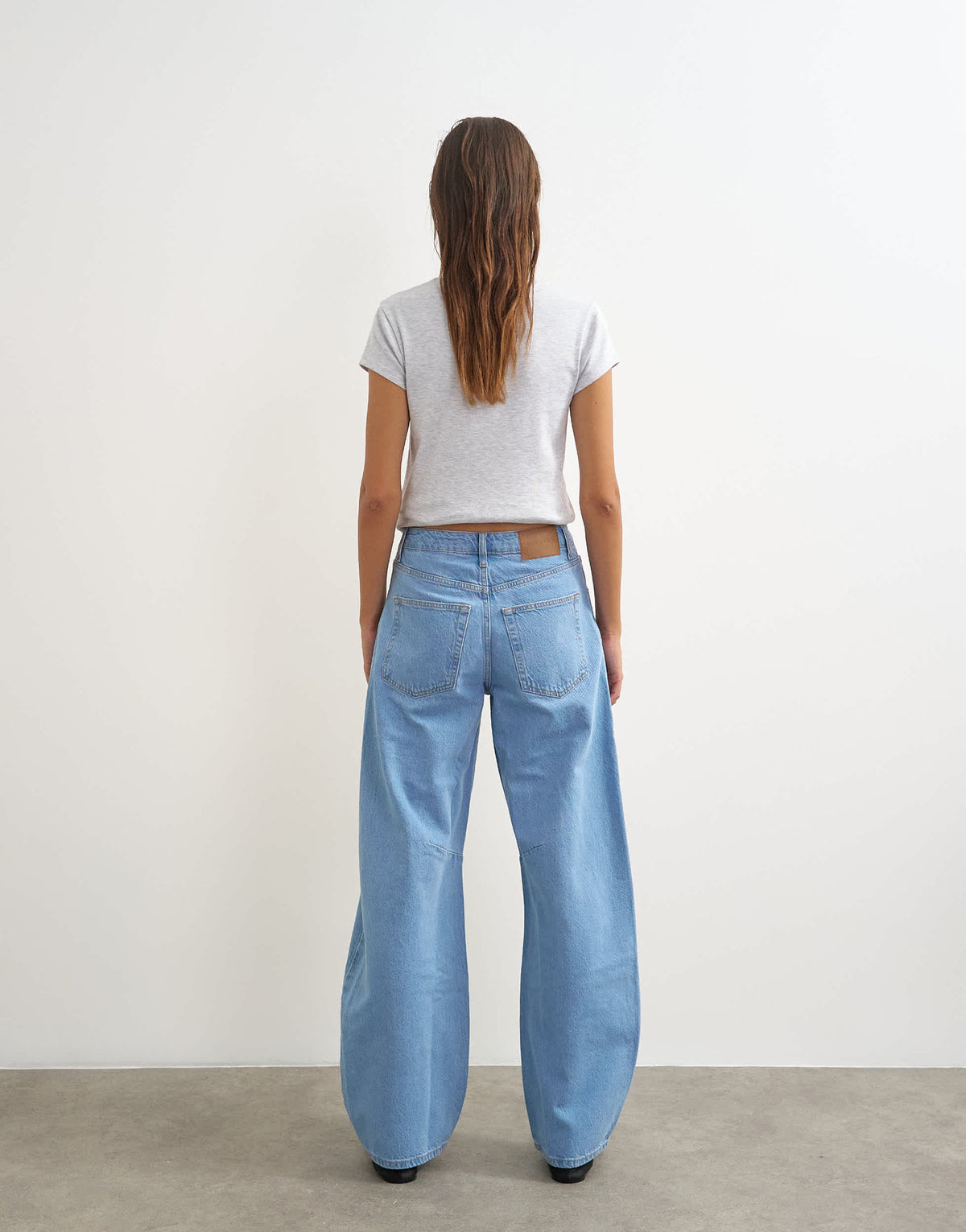 Topshop Barrel mid rise jean in bleach
