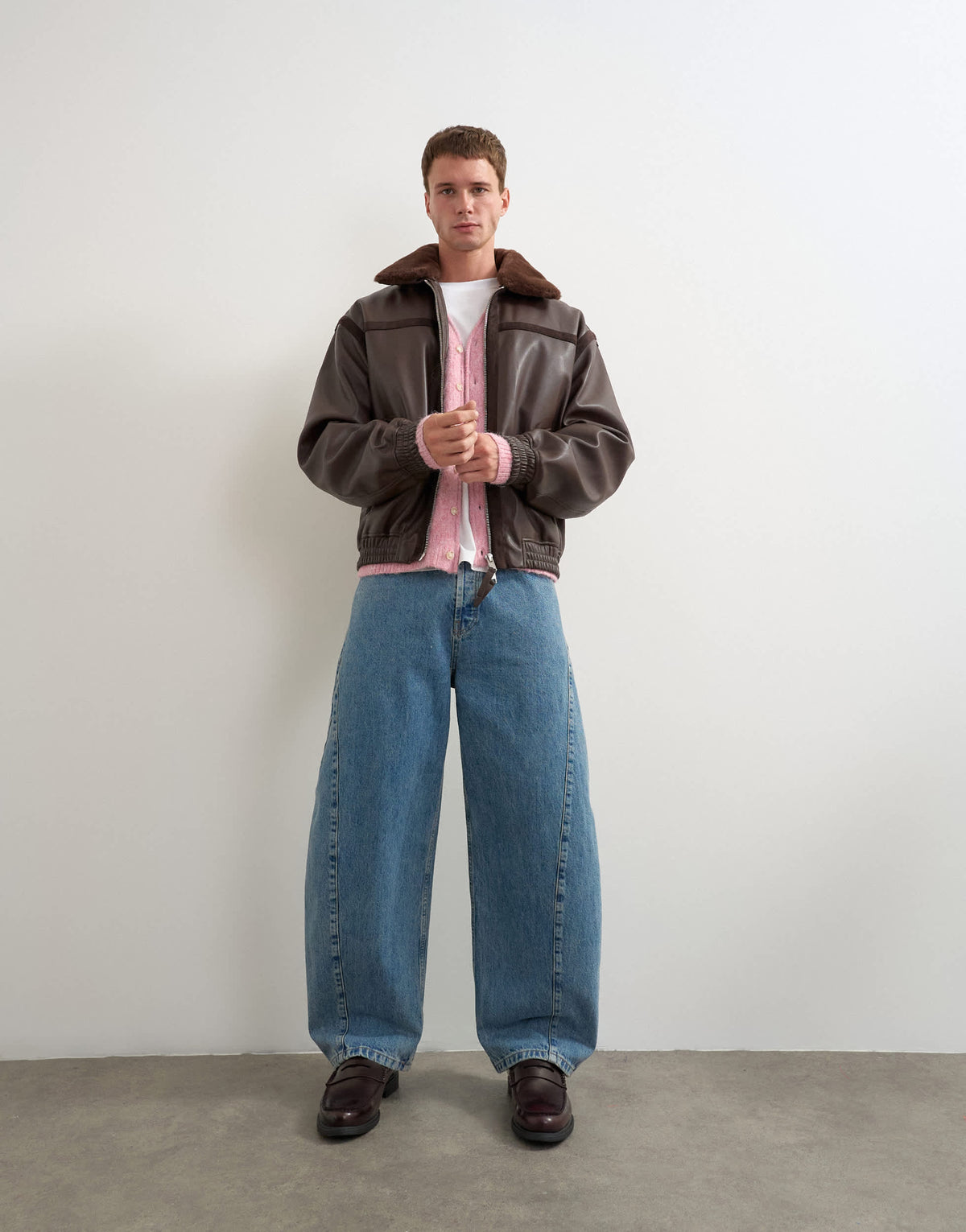 Topman rigid barrel fit jean in mid wash
