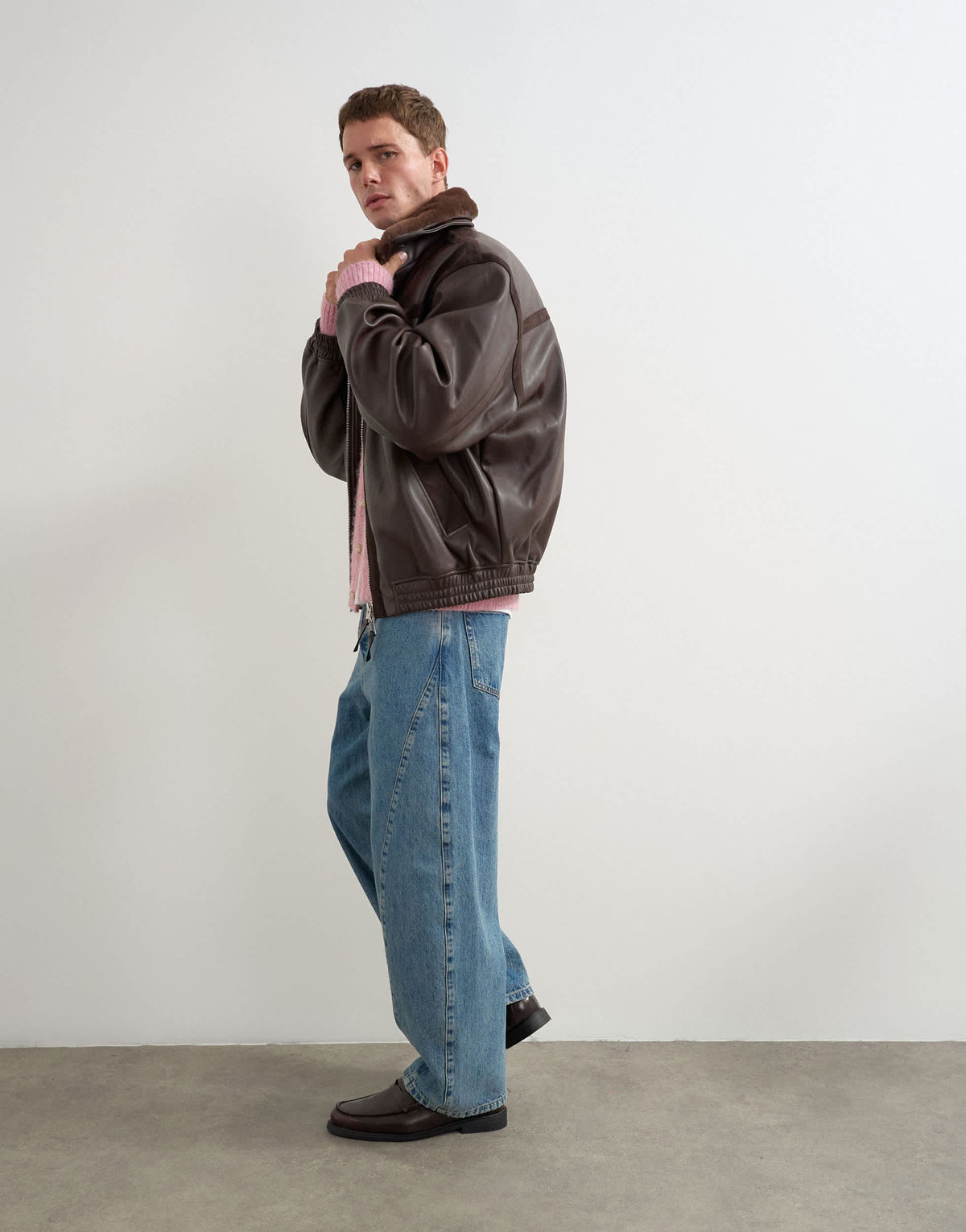 Topman rigid barrel fit jean in mid wash