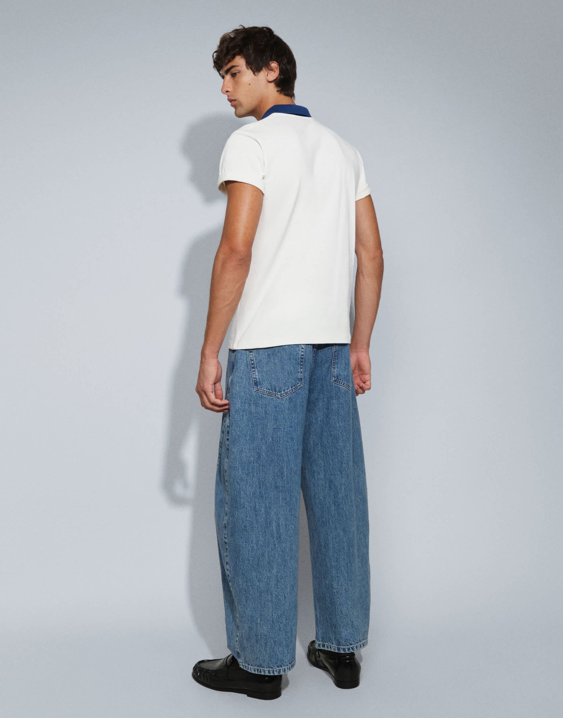 Topman rigid barrel fit jean in mid wash