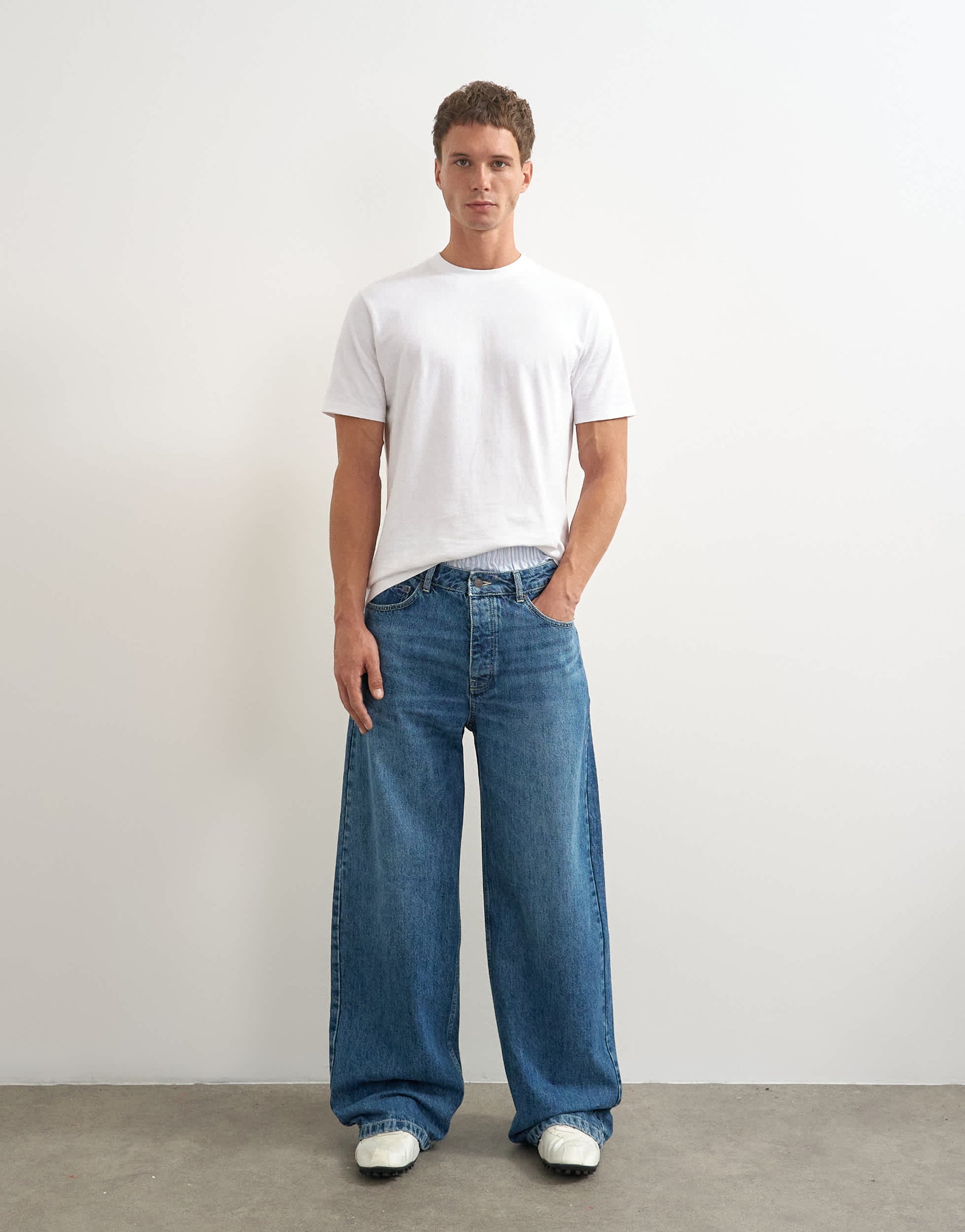 Topman rigid baggy fit jean in mid wash