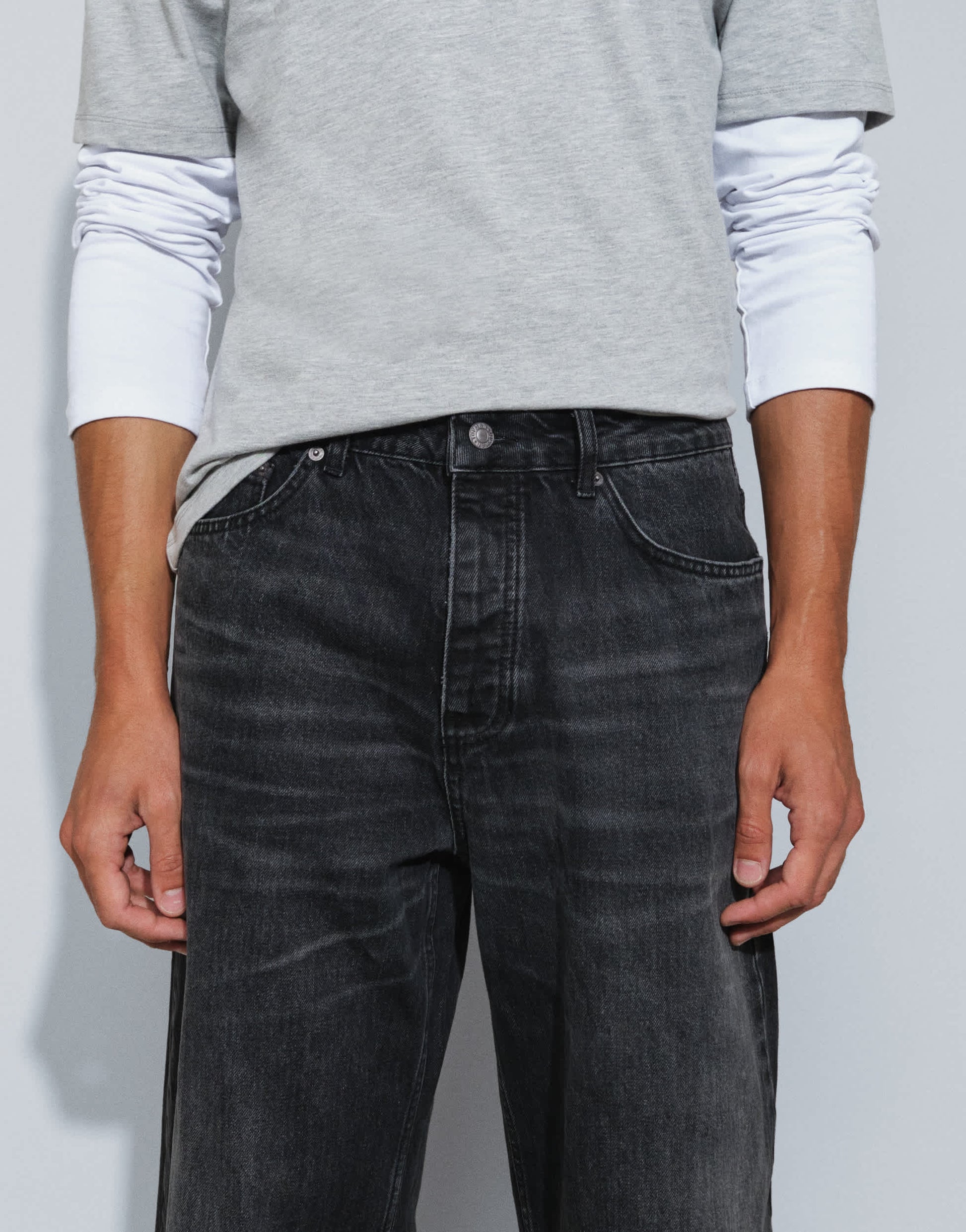Topman rigid baggy fit jean in washed black