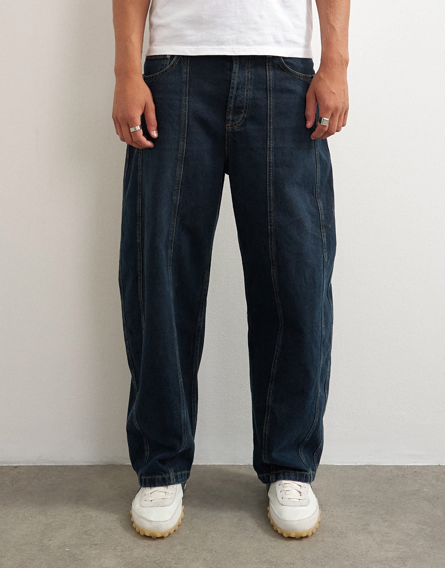 Topman rigid barrel fit panelled jean in clean dark wash