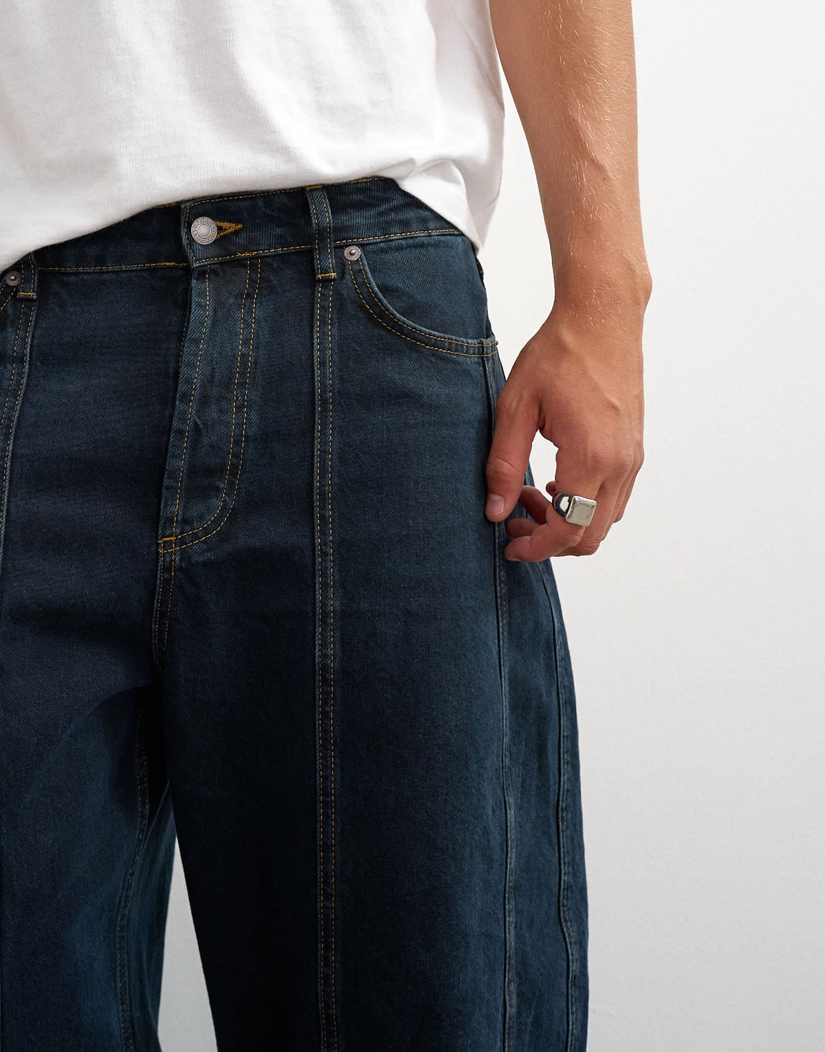 Topman rigid barrel fit panelled jean in clean dark wash