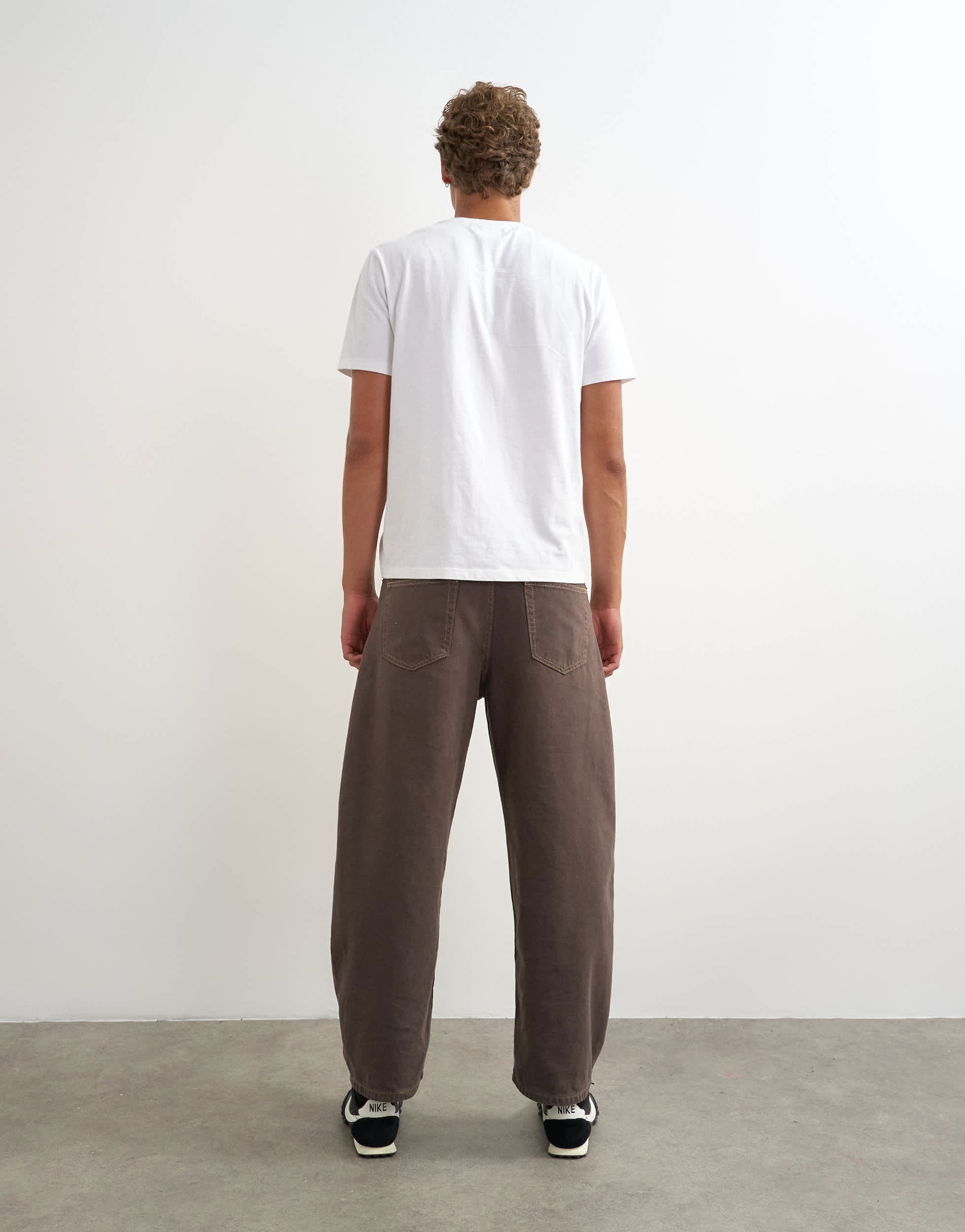 Topman rigid barrel fit jean in clean brown