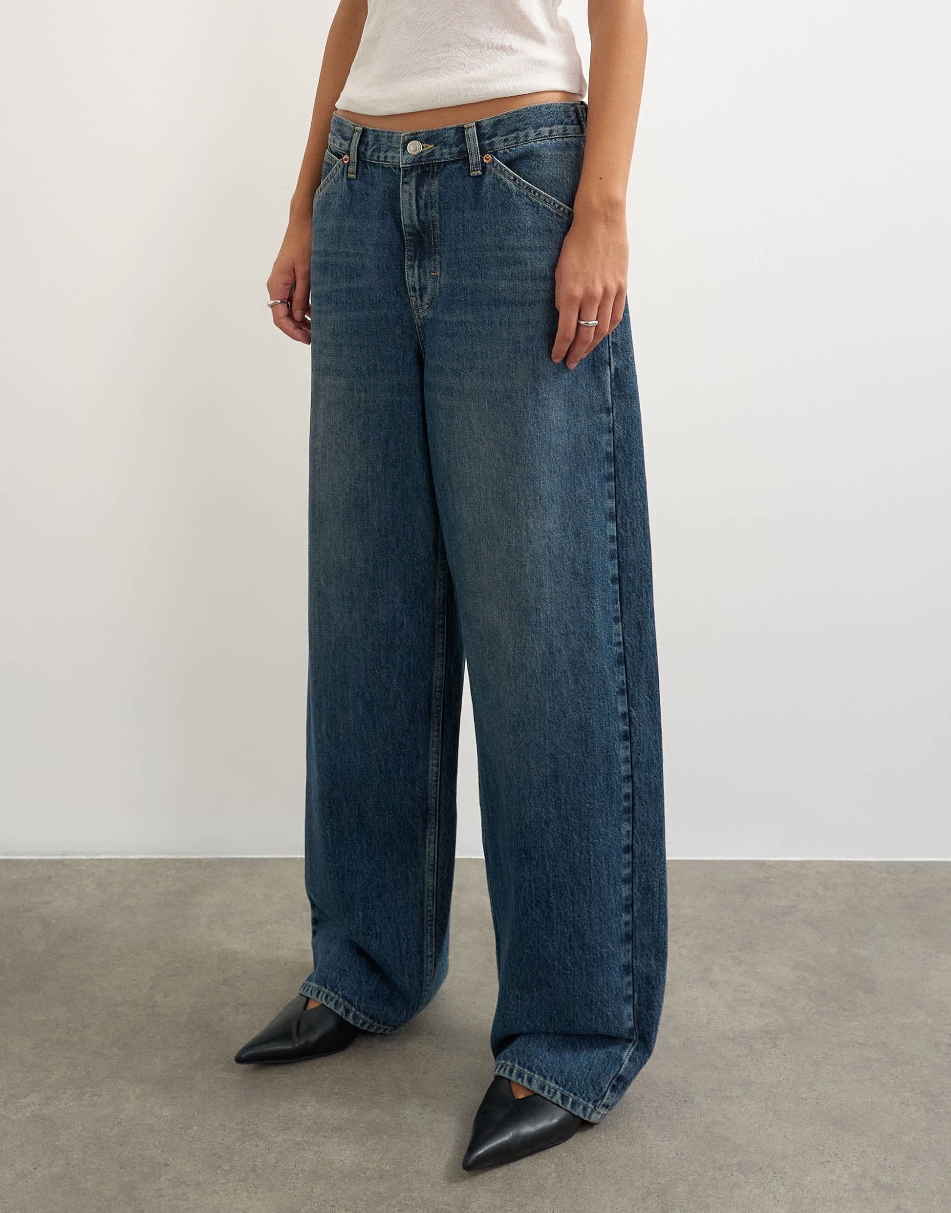 Topshop Dillan Baggy Dad low rise jean in dirty blue