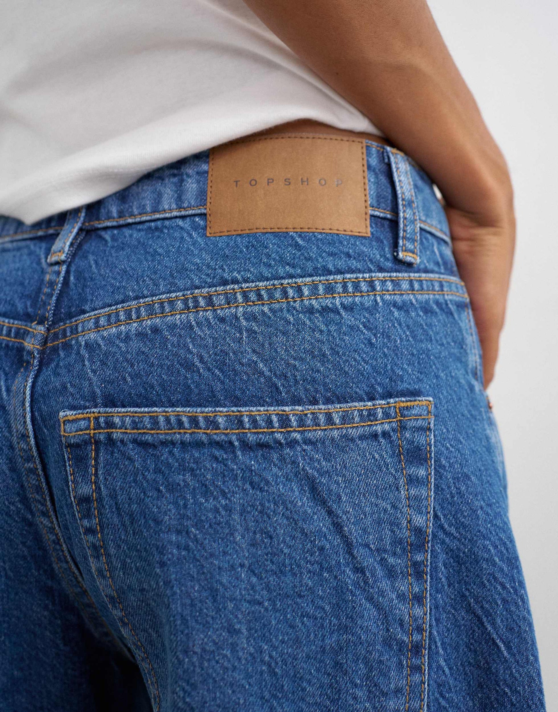Topshop Barrel mid rise jean in mid blue