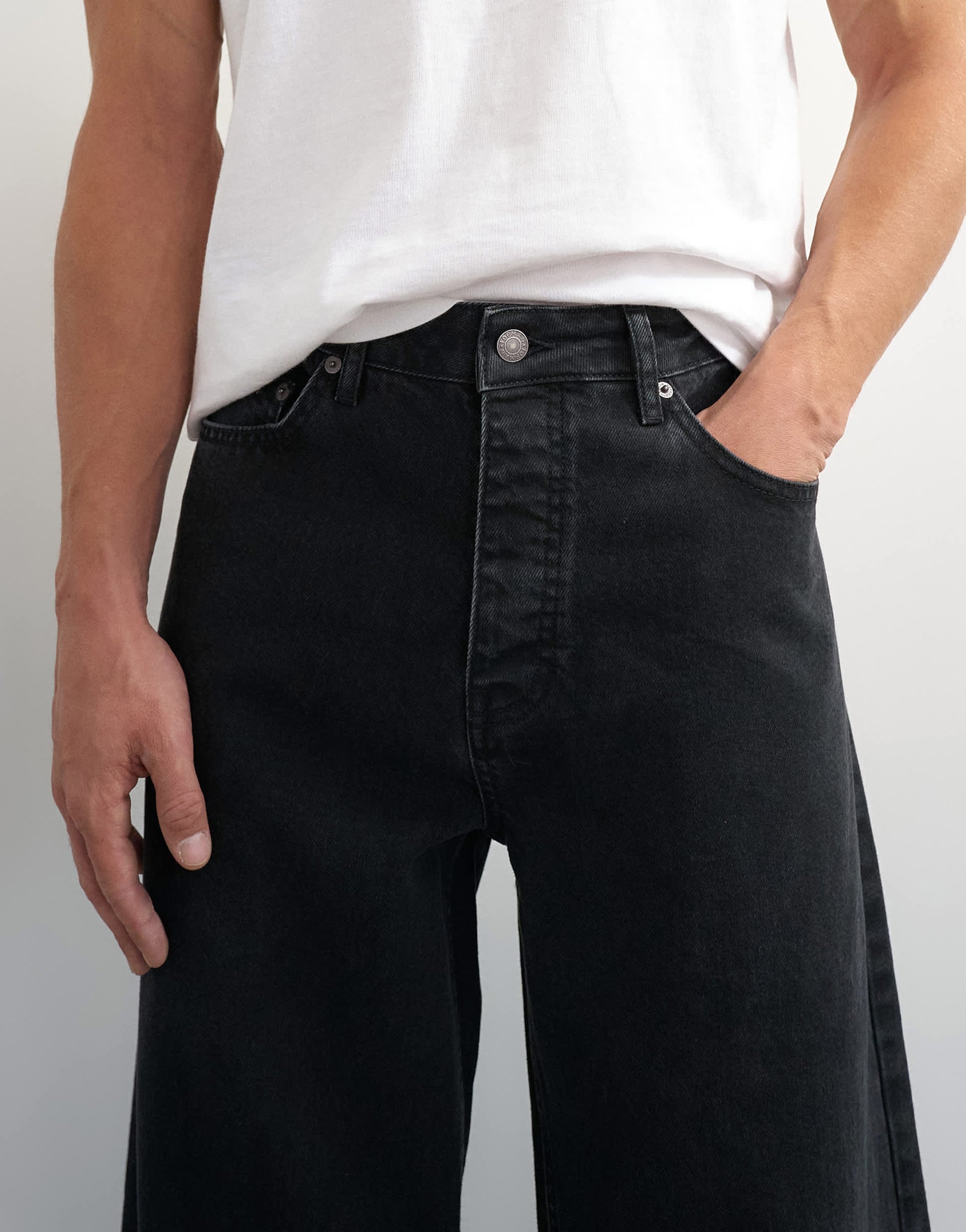 Topman rigid baggy fit jean in black