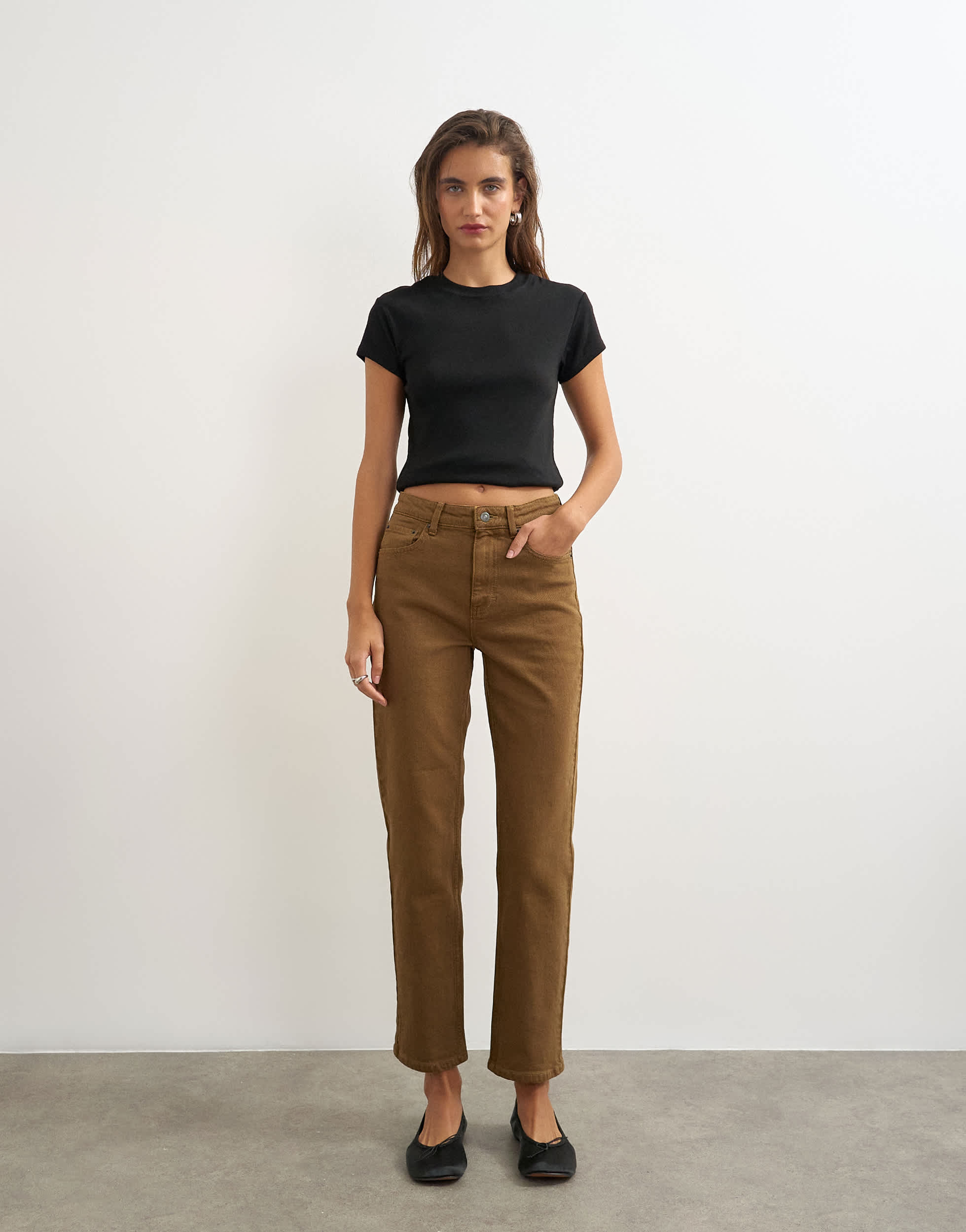Topshop Orson comfort stretch straight leg ankle grazer jean in cumin