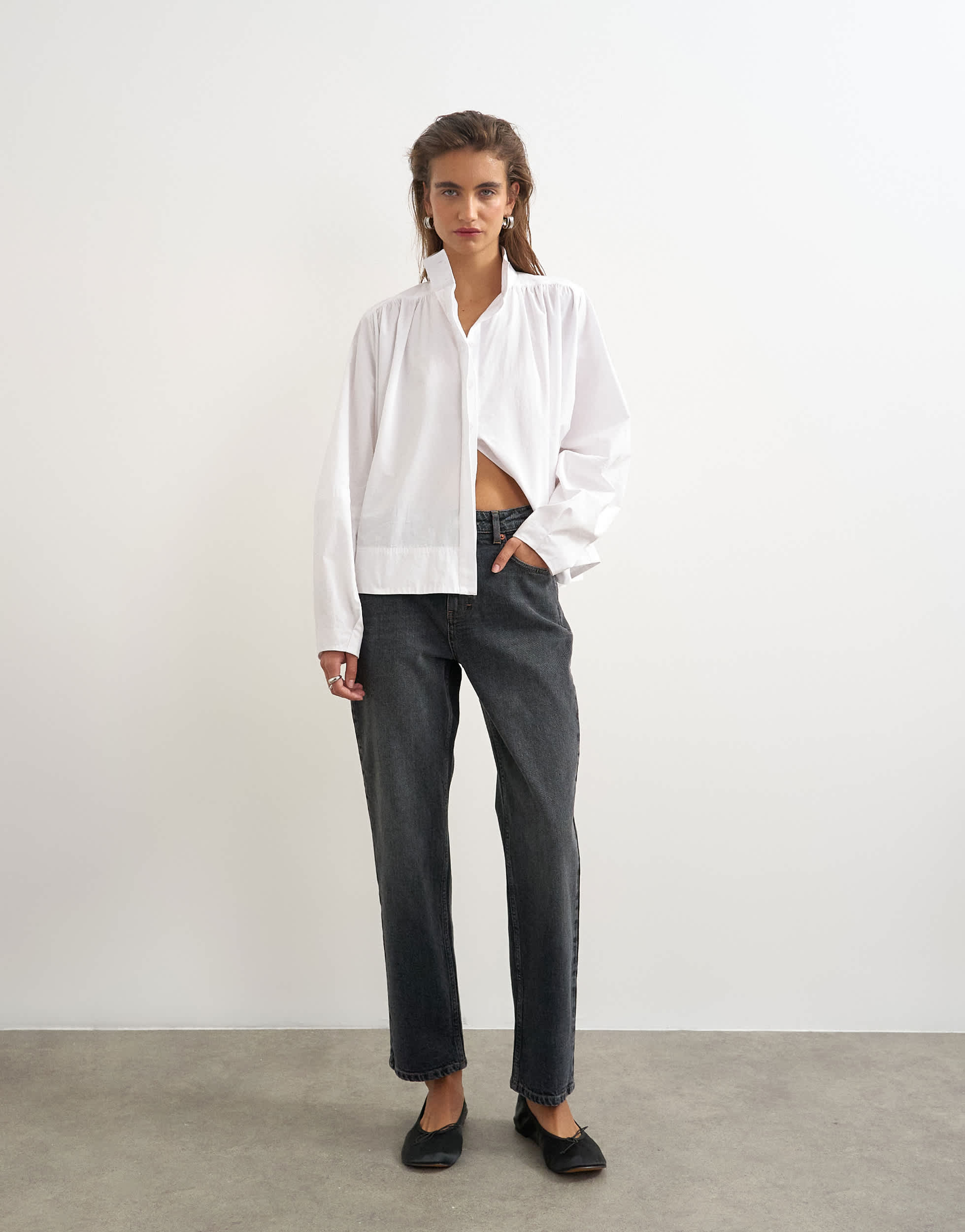Topshop Orson comfort stretch straight leg ankle grazer jean in washed black
