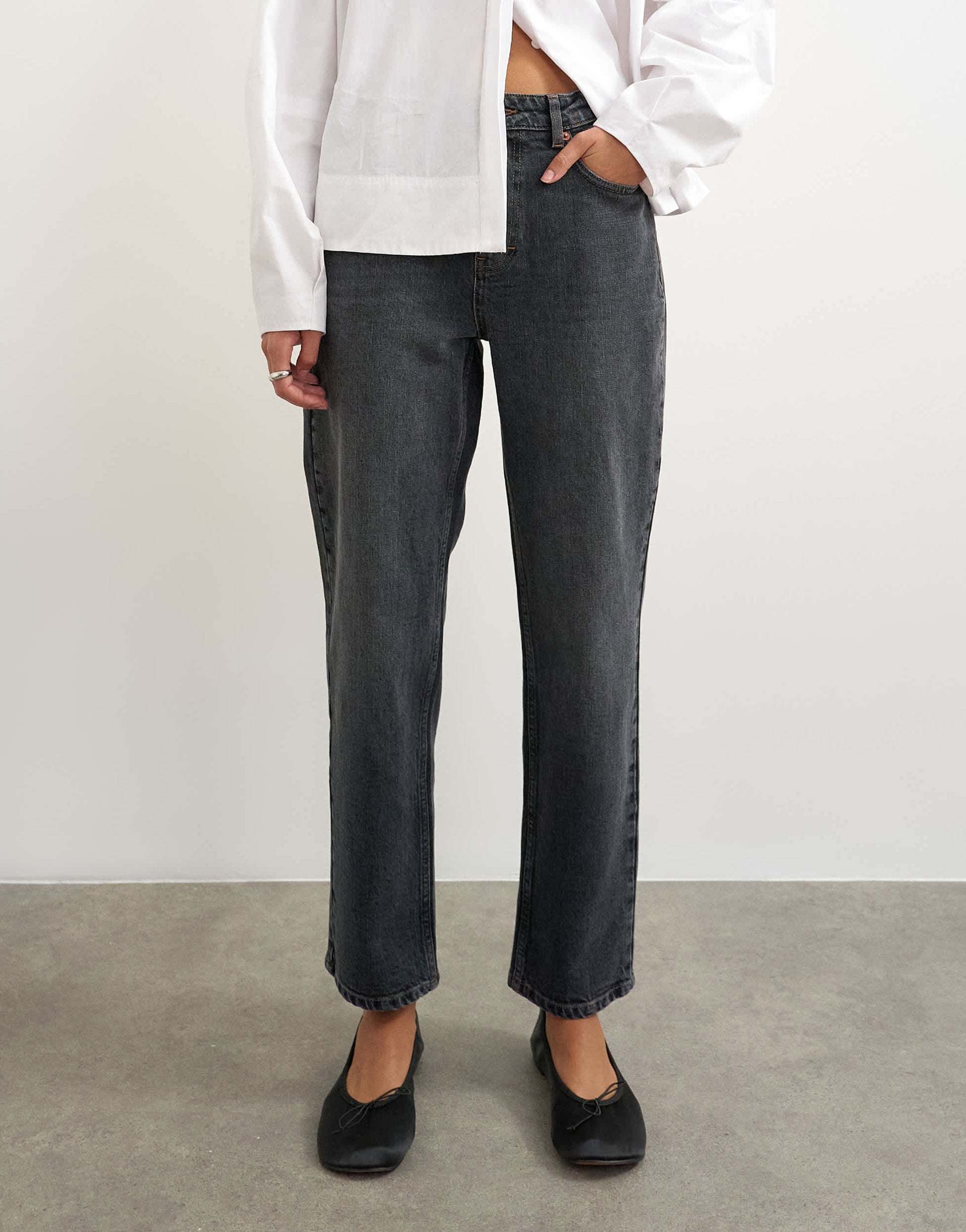 Topshop Orson comfort stretch straight leg ankle grazer jean in washed black