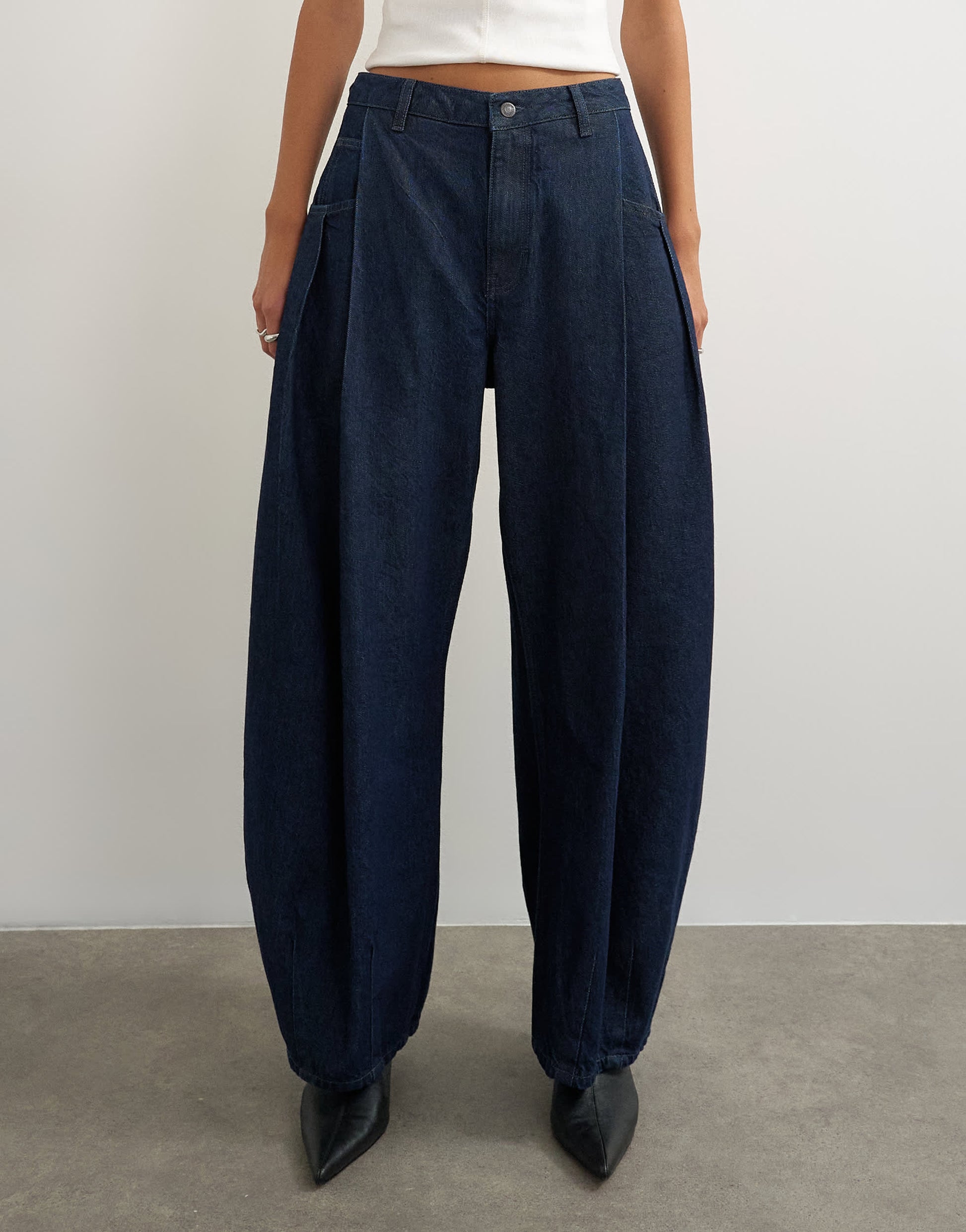 Topshop Cocoon mid rise barrel jean in dark rinse